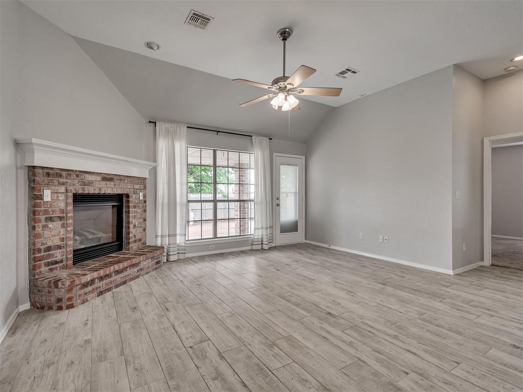 1712 Queensbury Road