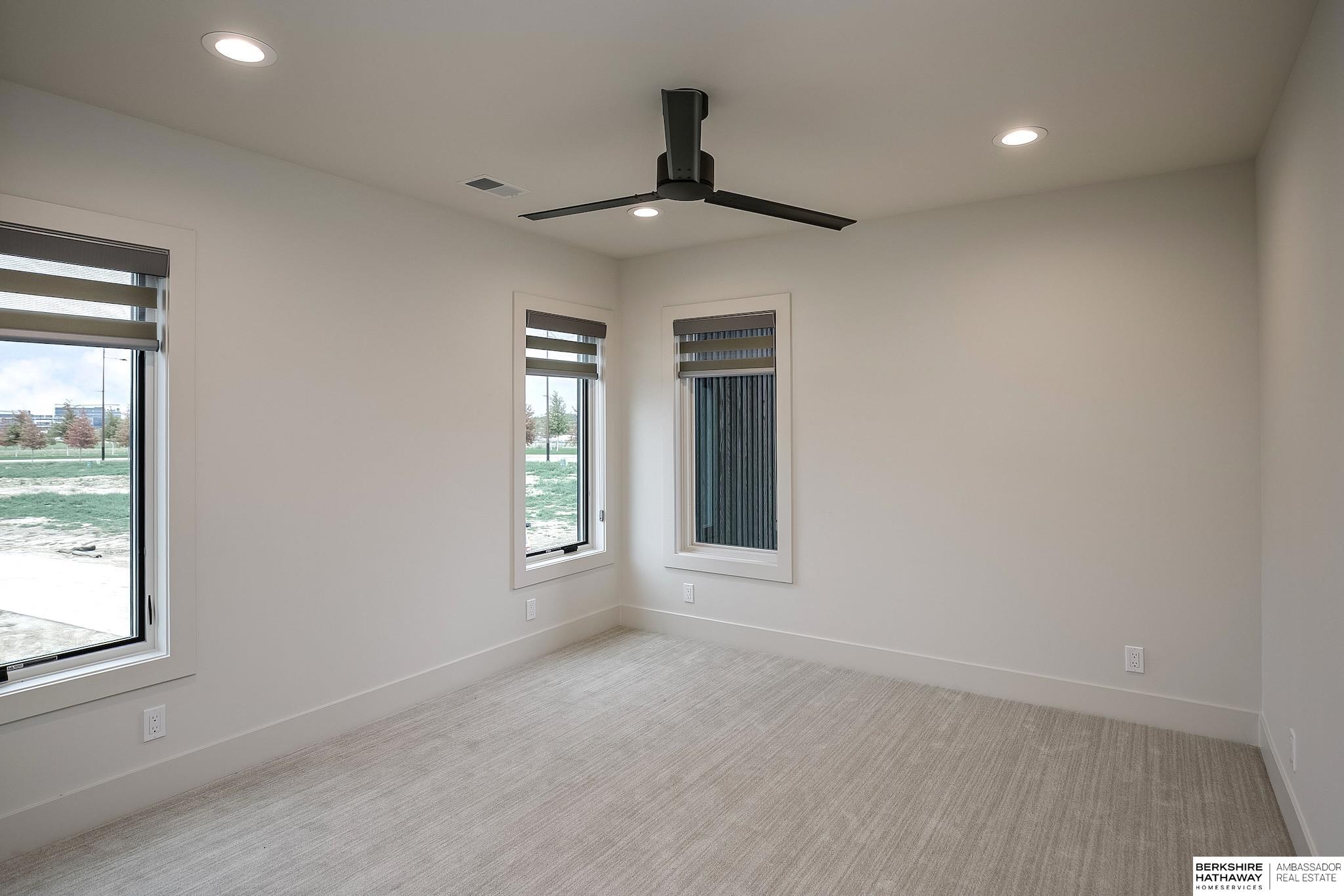 623 S 148 Street, Omaha