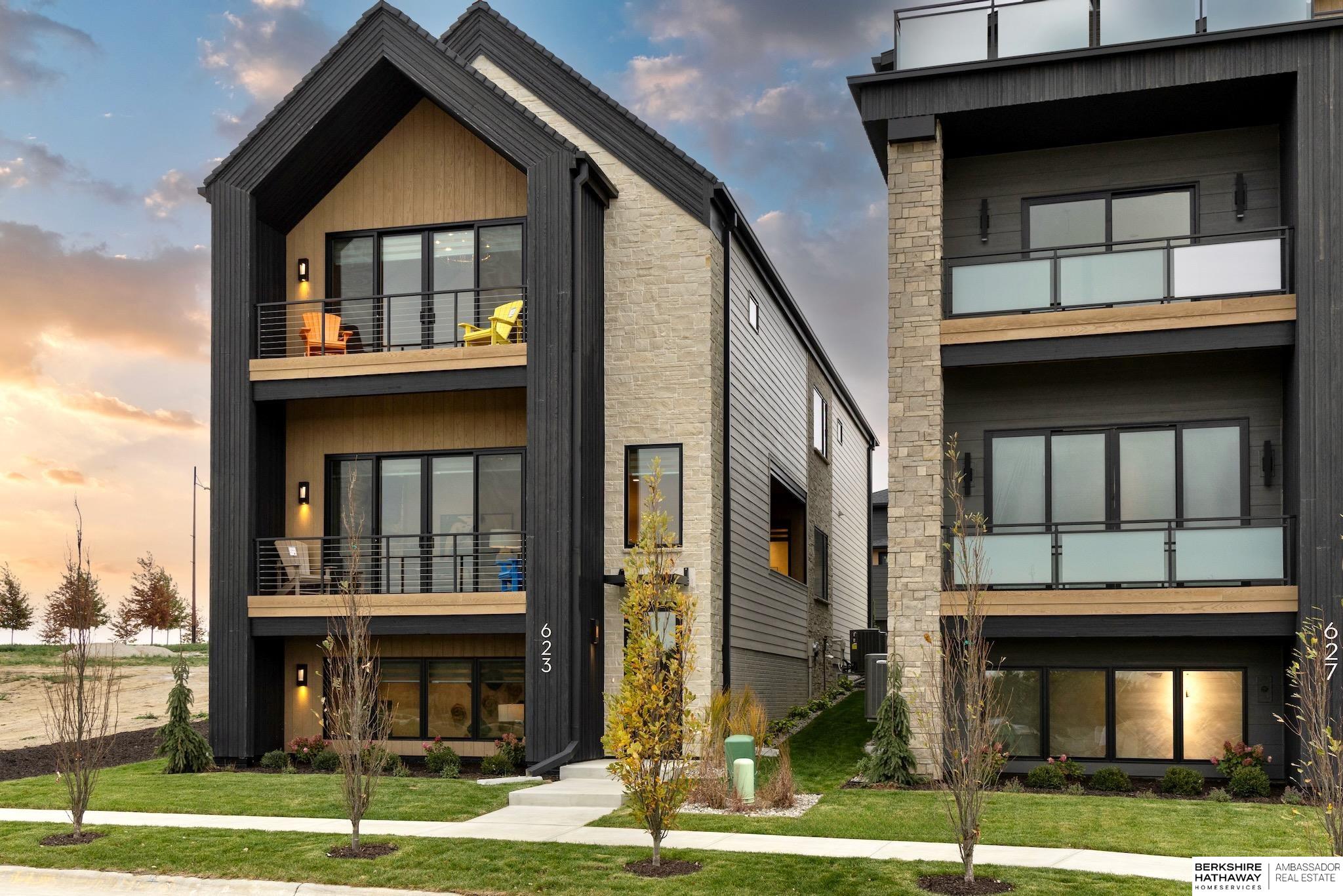 623 S 148 Street, Omaha