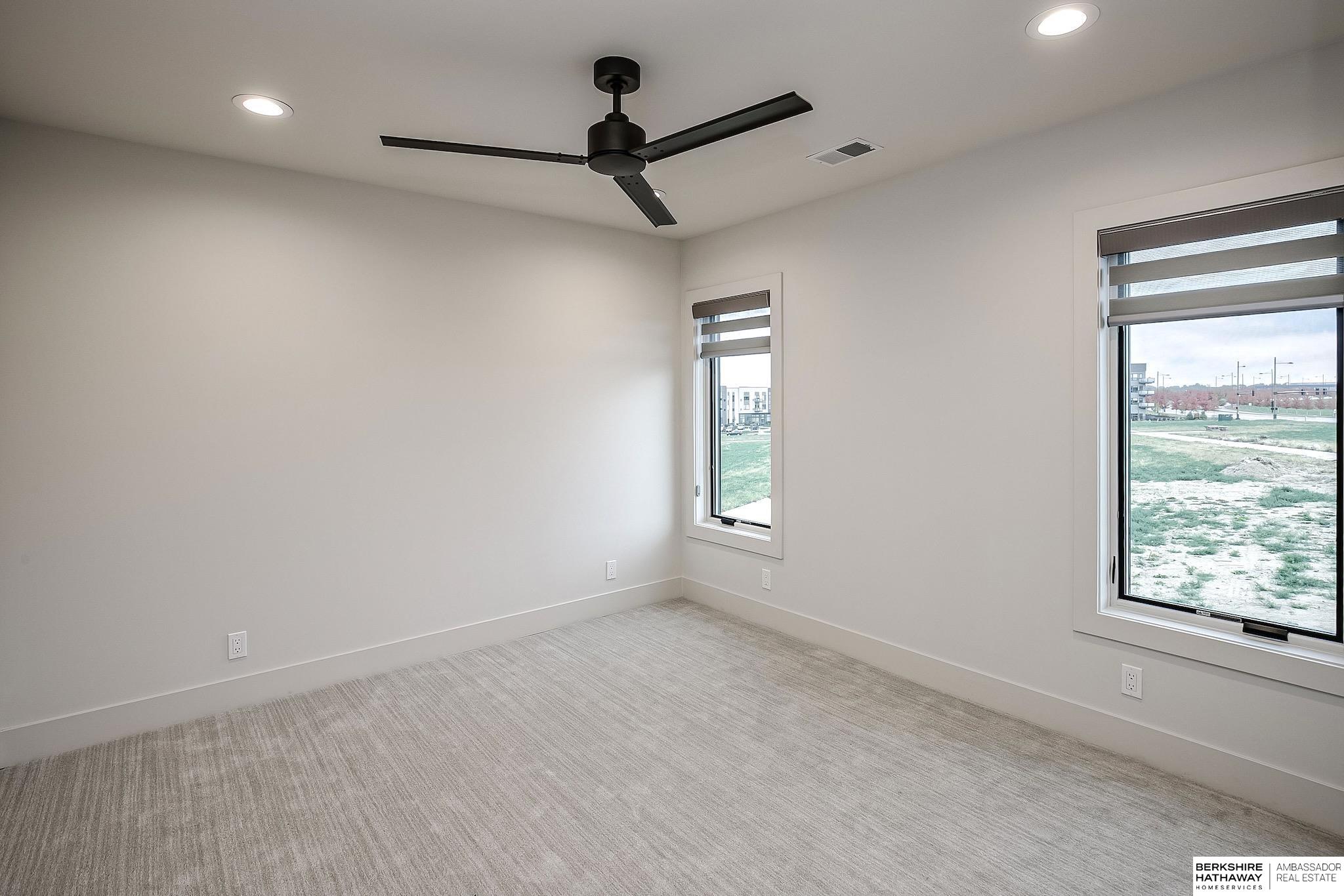 623 S 148 Street, Omaha