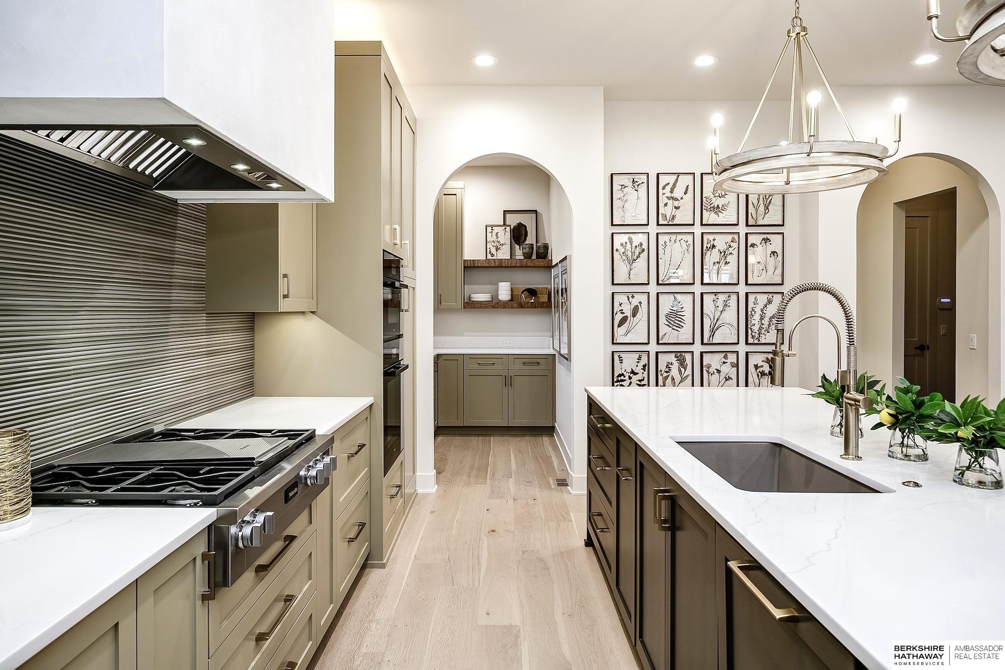 623 S 148 Street, Omaha