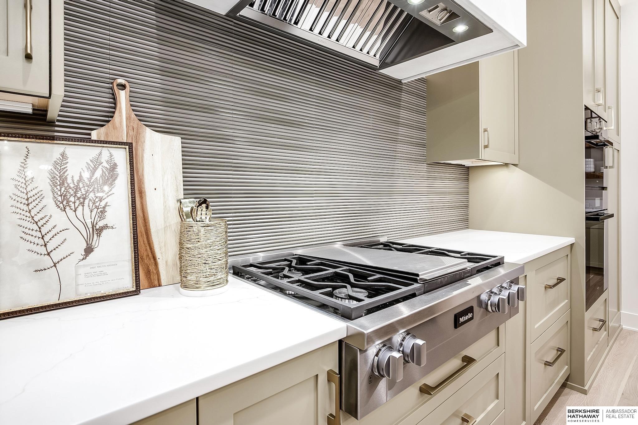 623 S 148 Street, Omaha