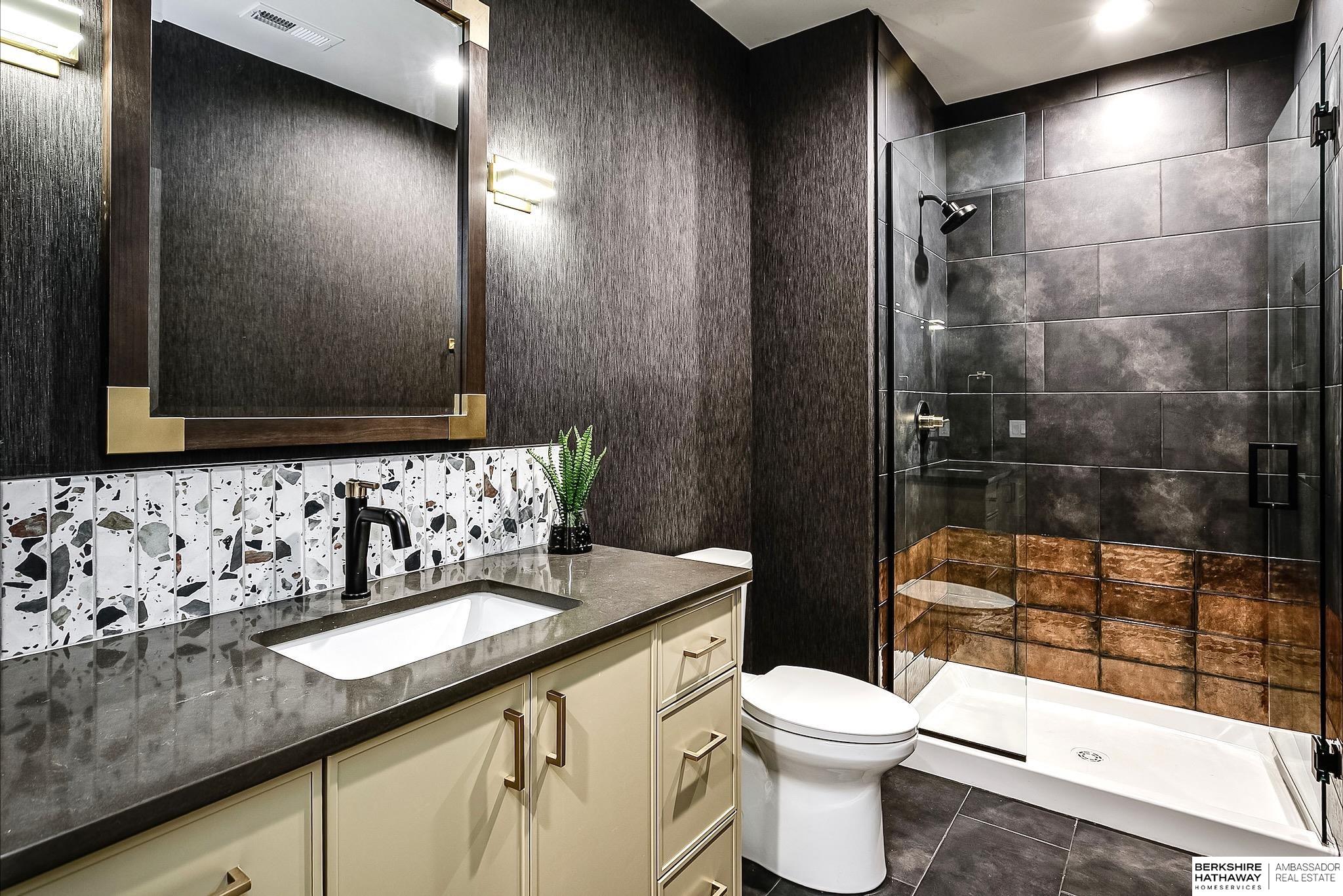 623 S 148 Street, Omaha