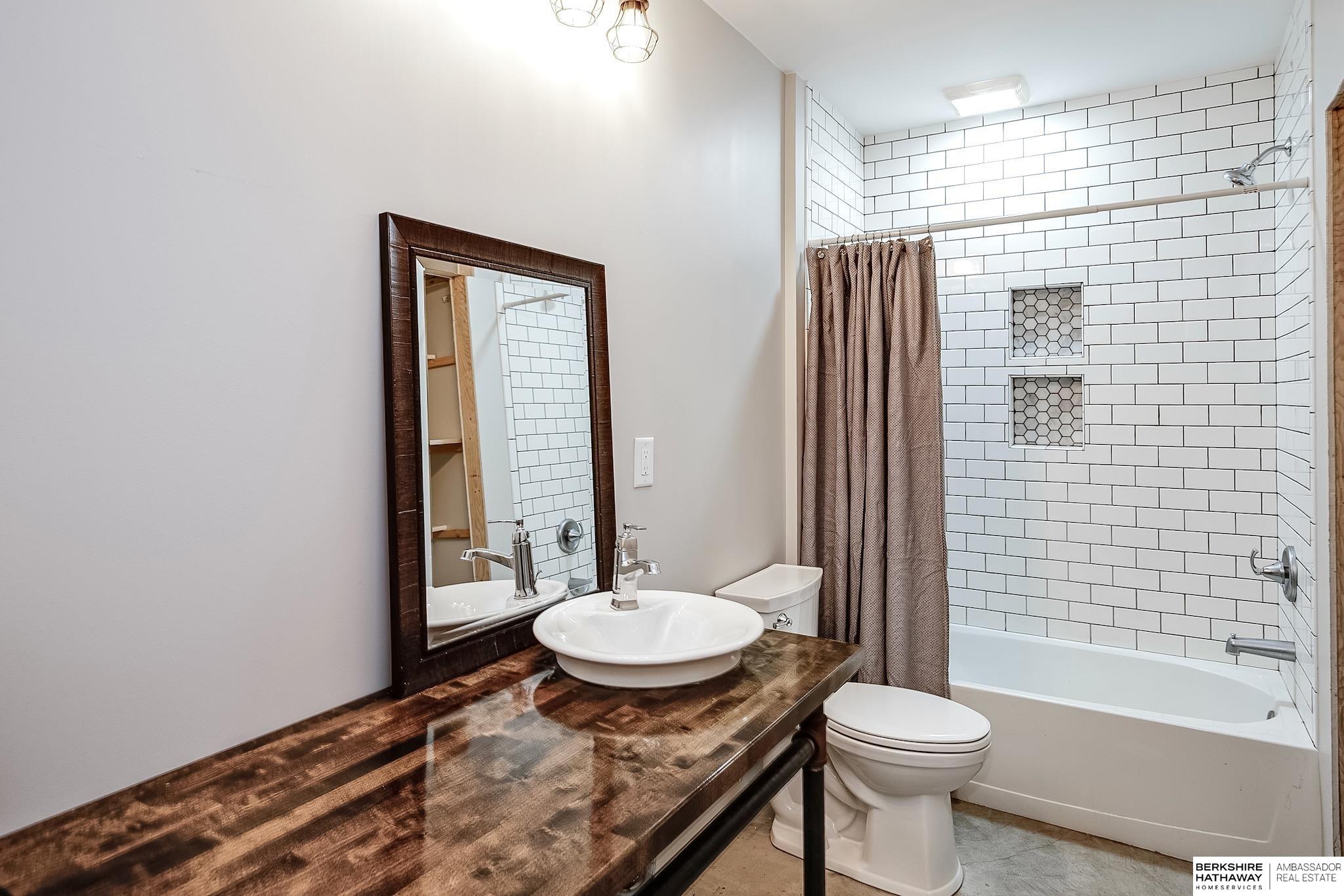 16087 Sprague Street