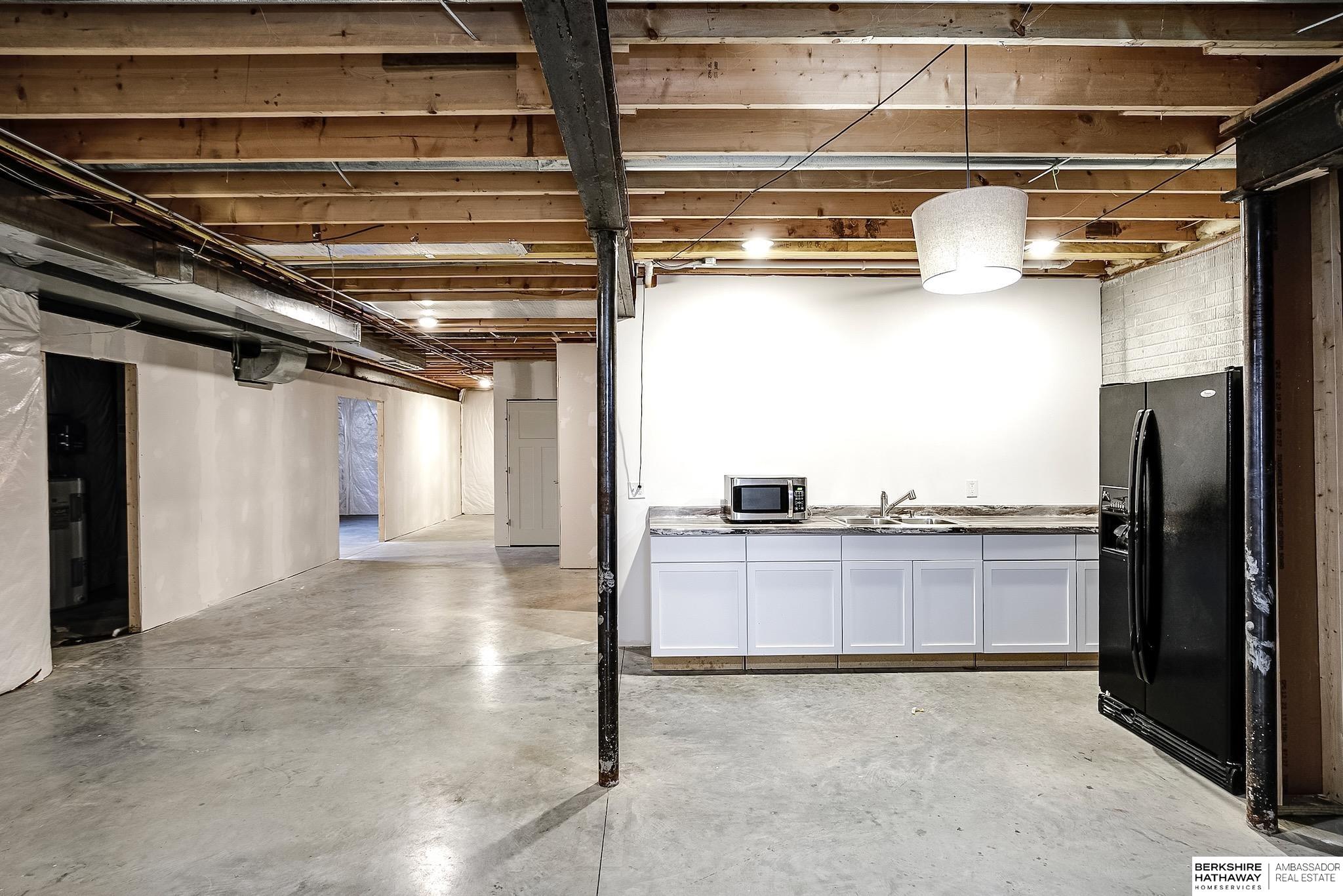 16087 Sprague Street