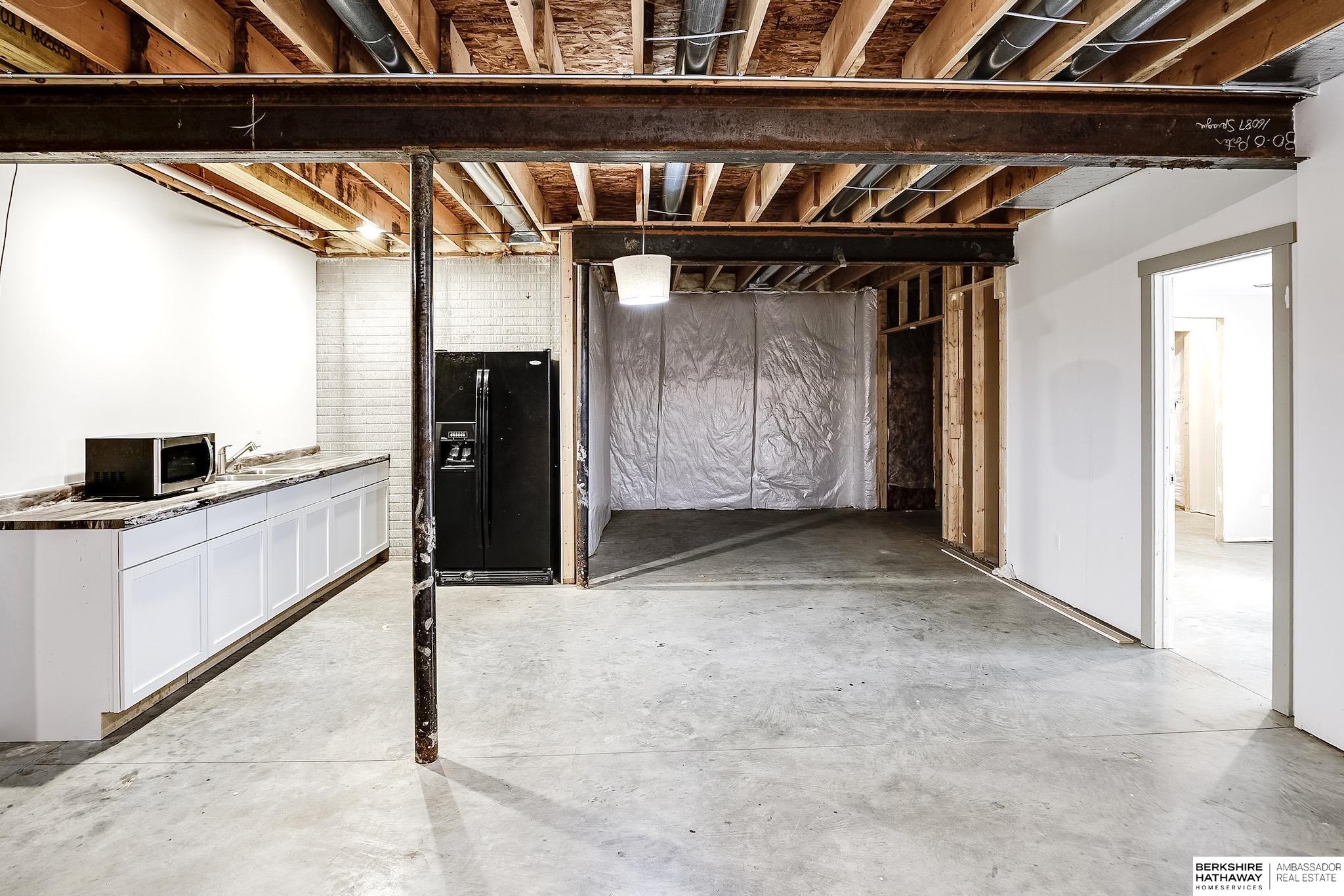 16087 Sprague Street