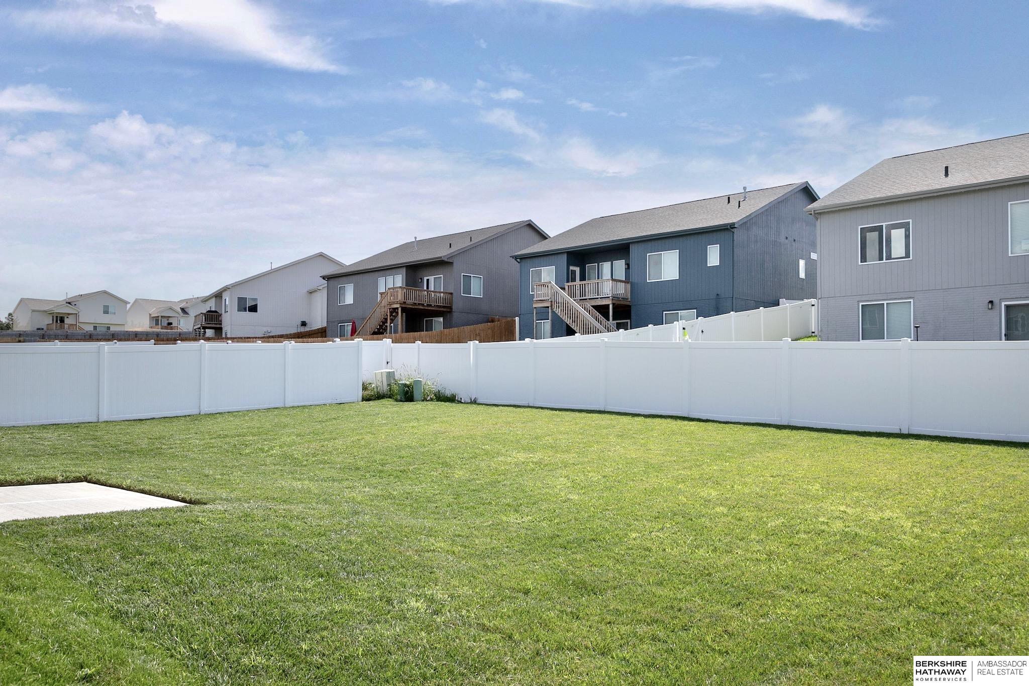 16919 Huntington Avenue