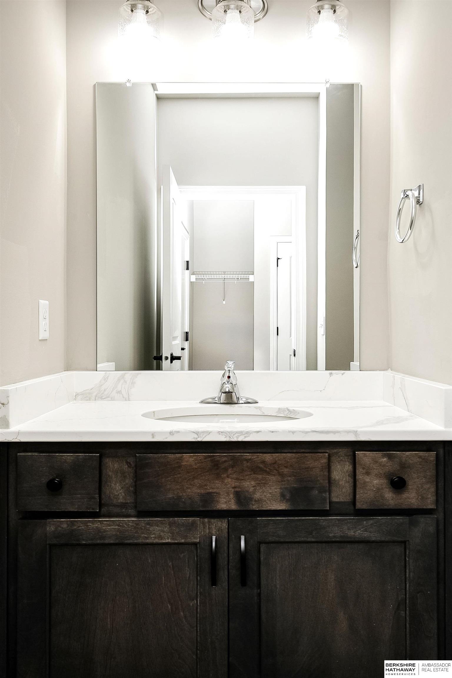 16919 Huntington Avenue