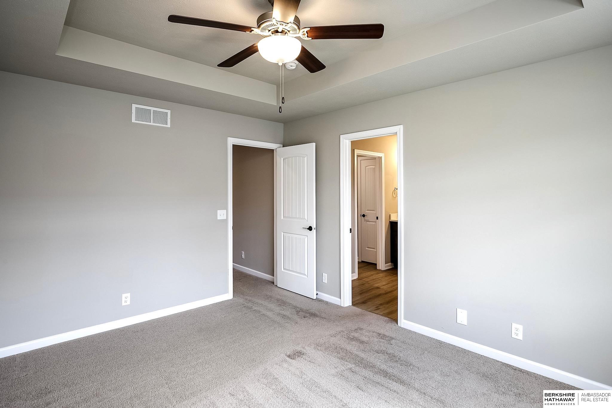 16919 Huntington Avenue