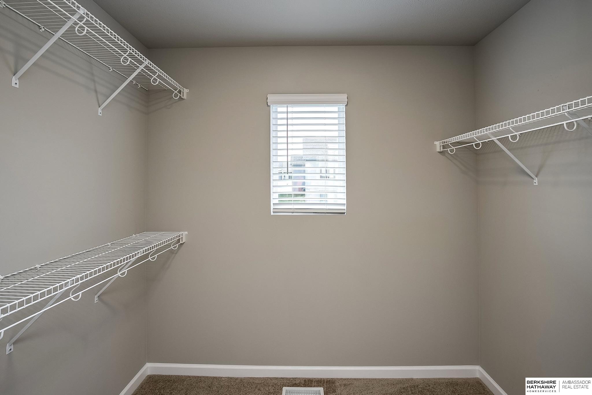 16919 Huntington Avenue