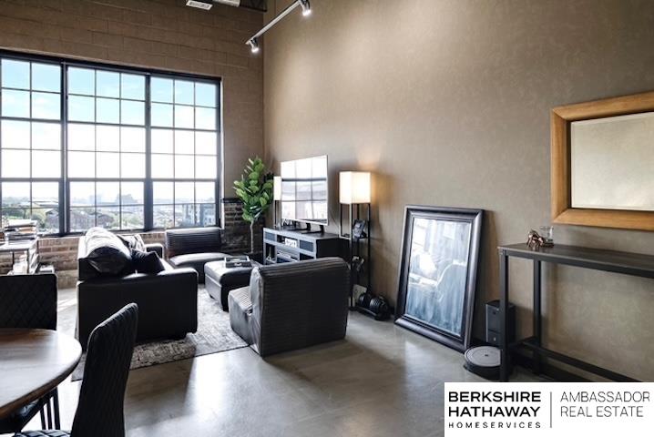 1101 Jackson Street # 502