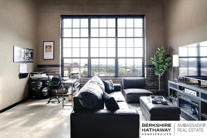 1101 Jackson Street # 502