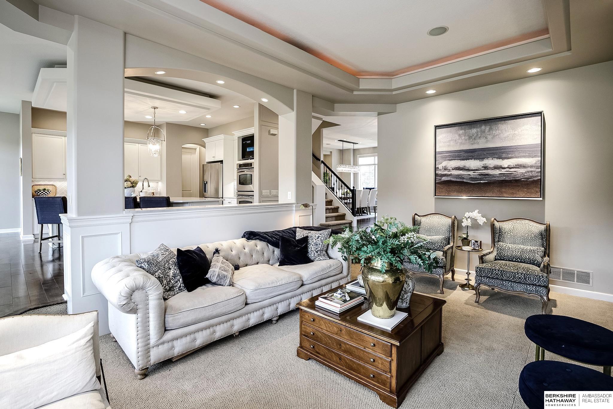 805 N 132 Avenue, Omaha