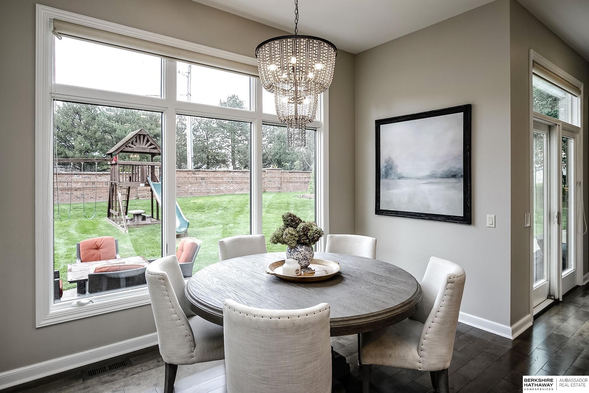 805 N 132 Avenue, Omaha