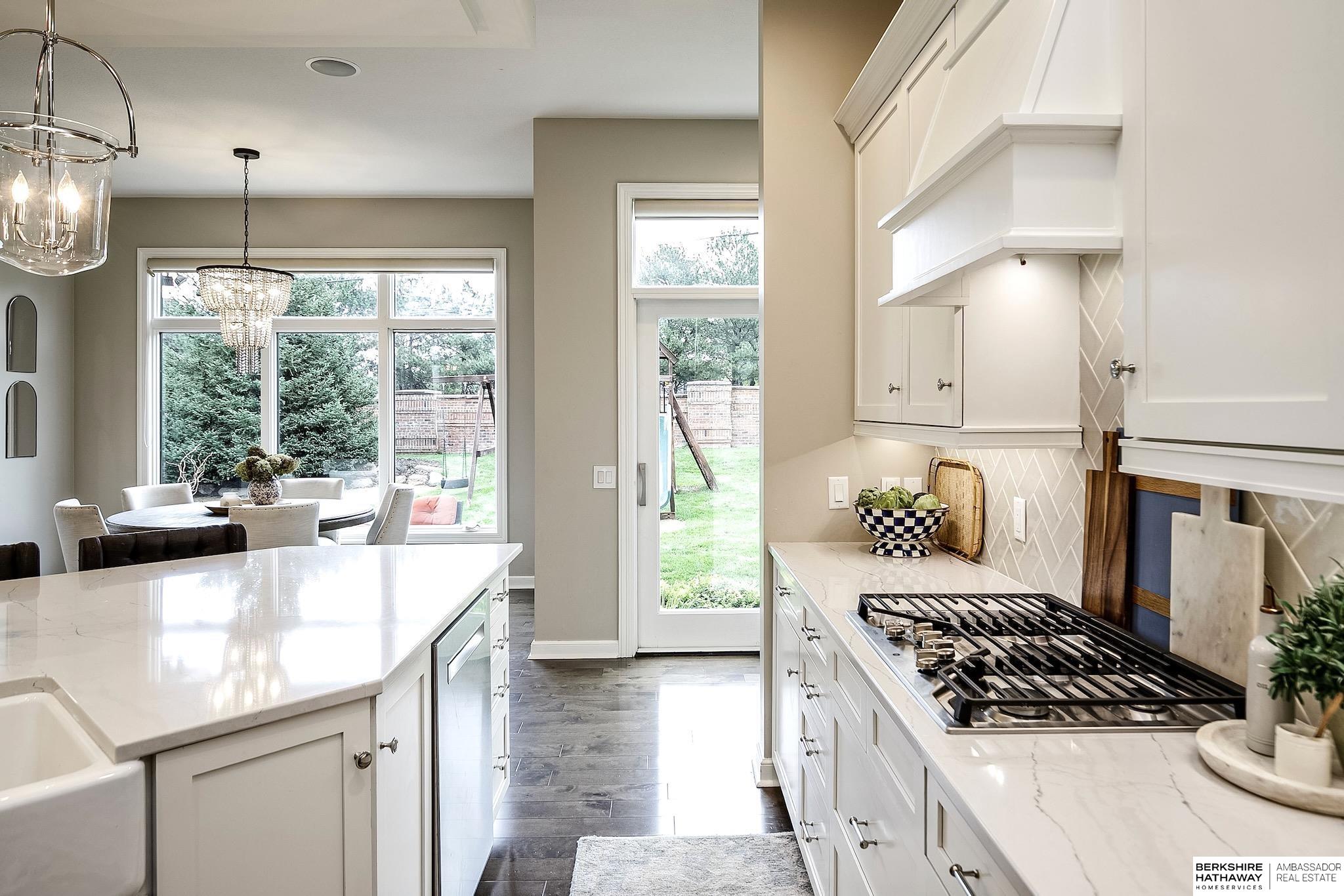 805 N 132 Avenue, Omaha