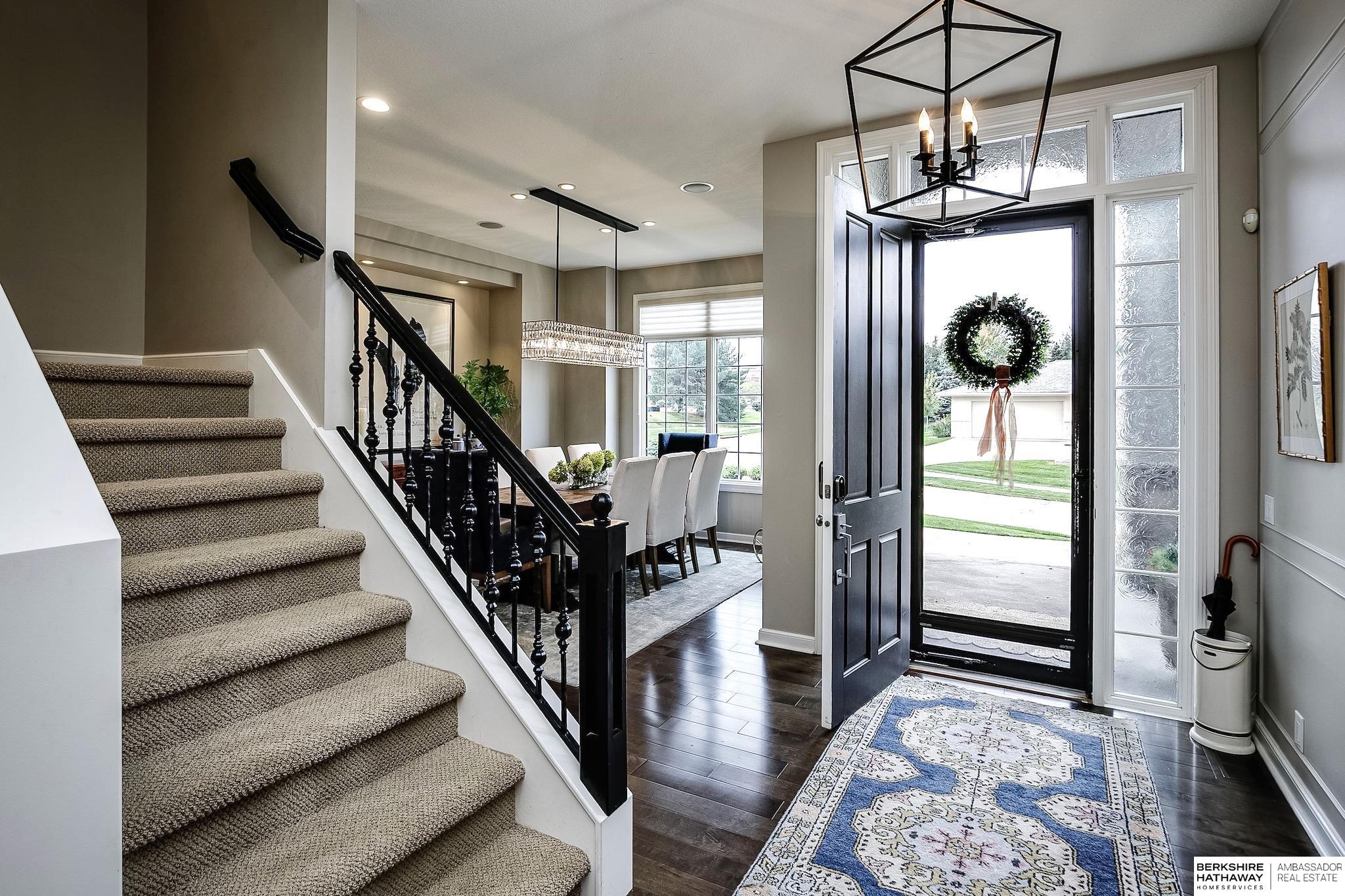 805 N 132 Avenue, Omaha