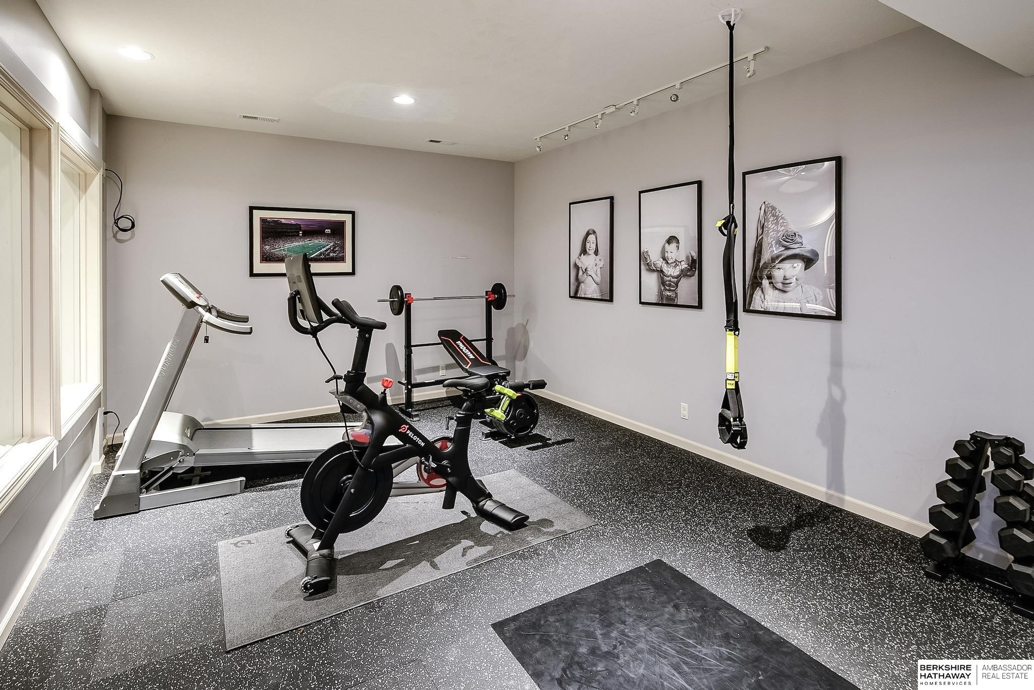 805 N 132 Avenue, Omaha