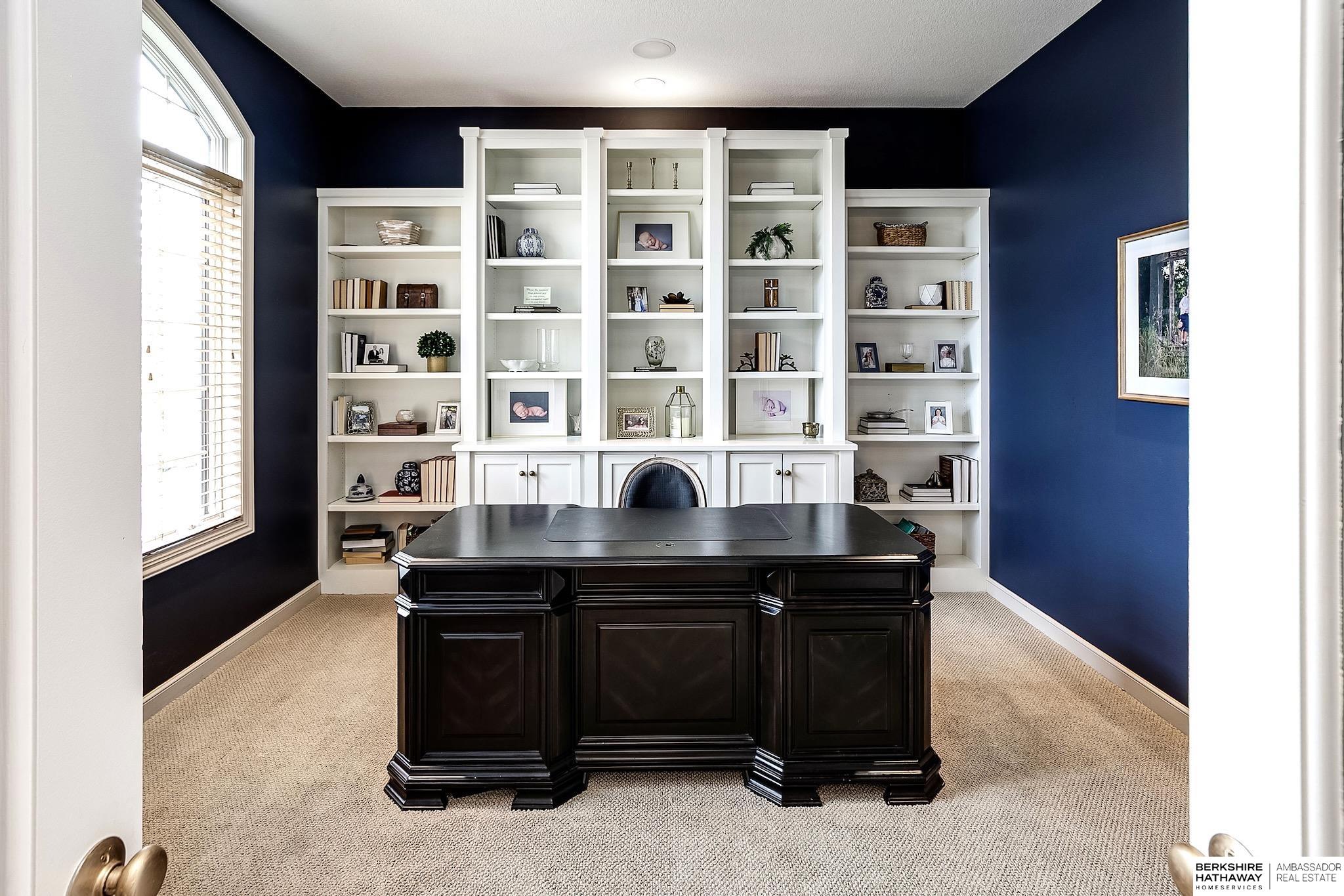 805 N 132 Avenue, Omaha