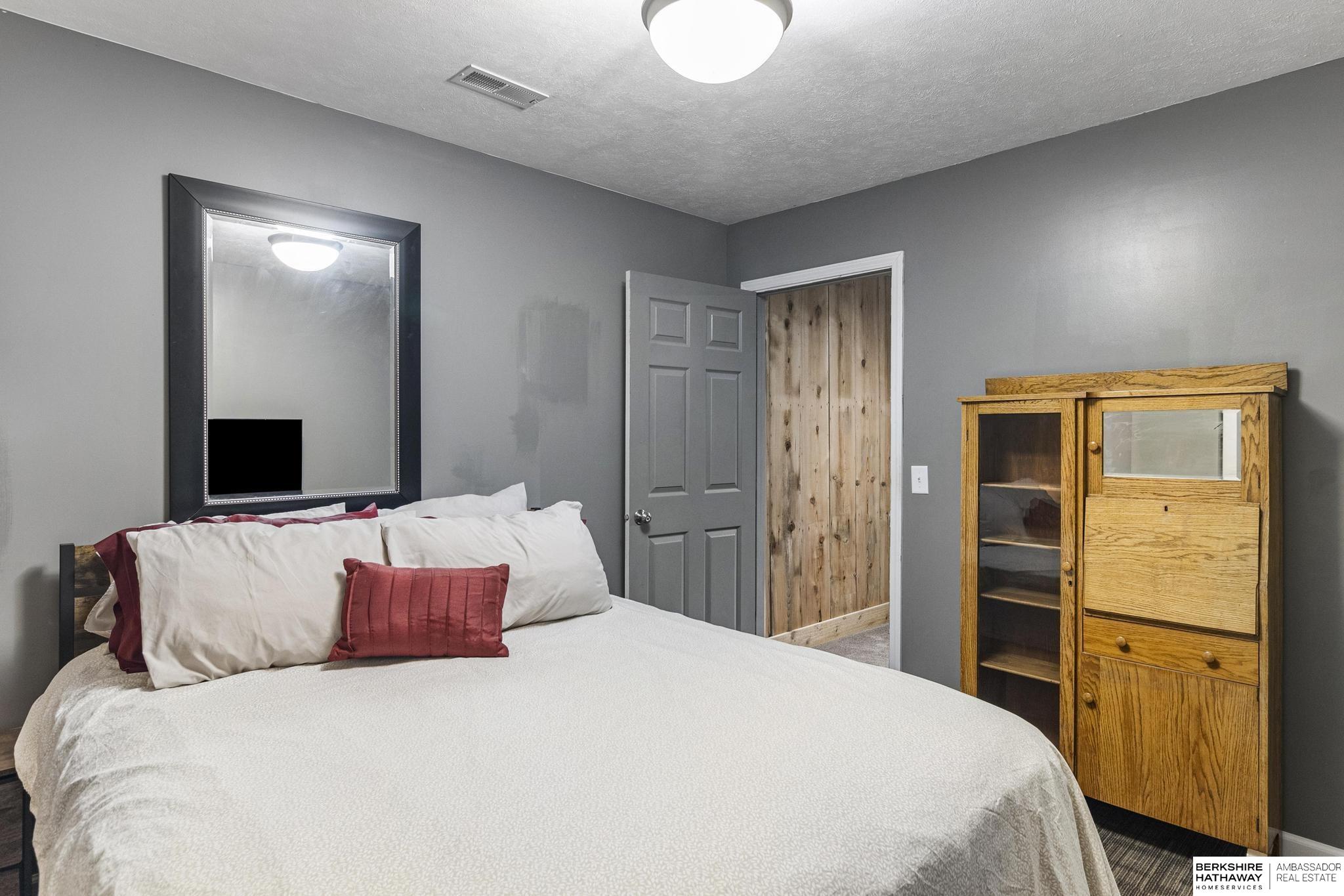 14210 Potter Parkway