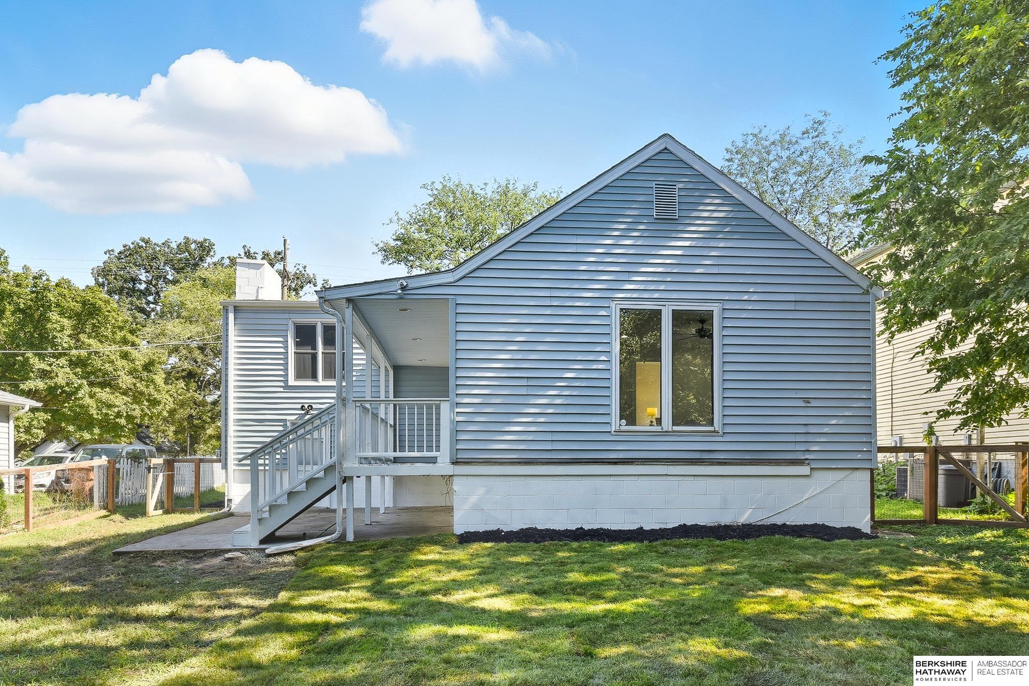 418 Bellevue Boulevard N