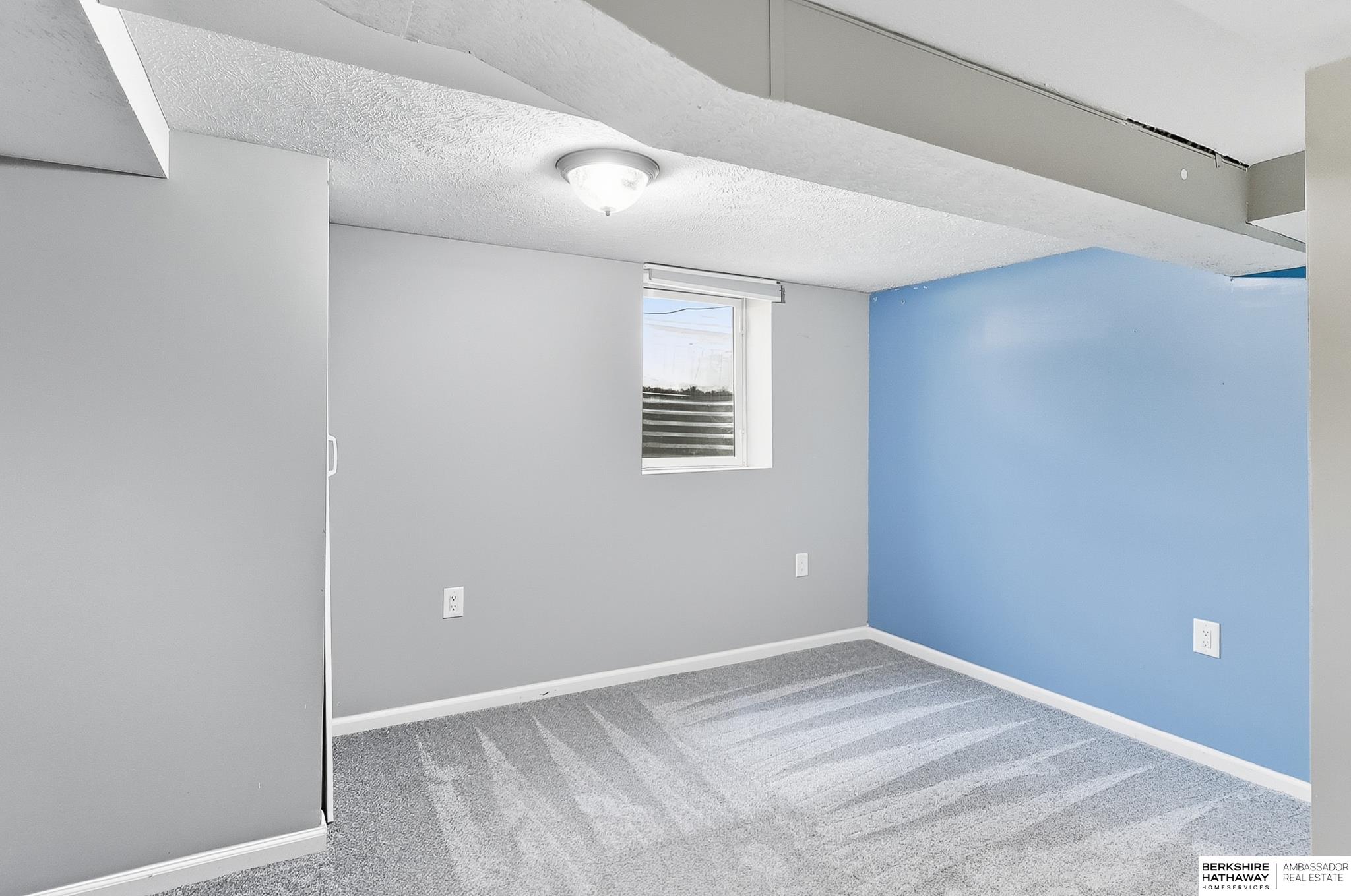 418 Bellevue Boulevard N