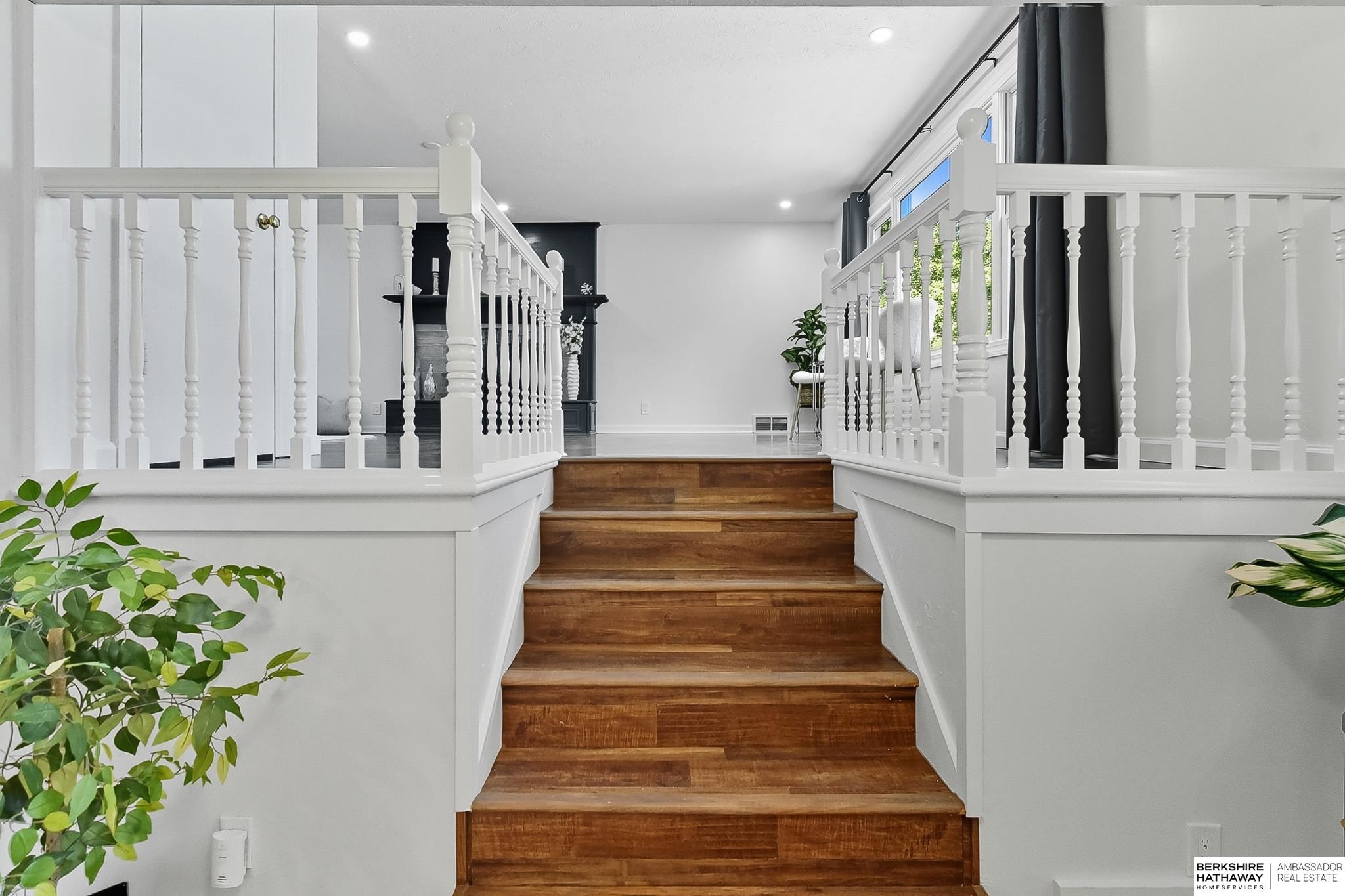 418 Bellevue Boulevard N