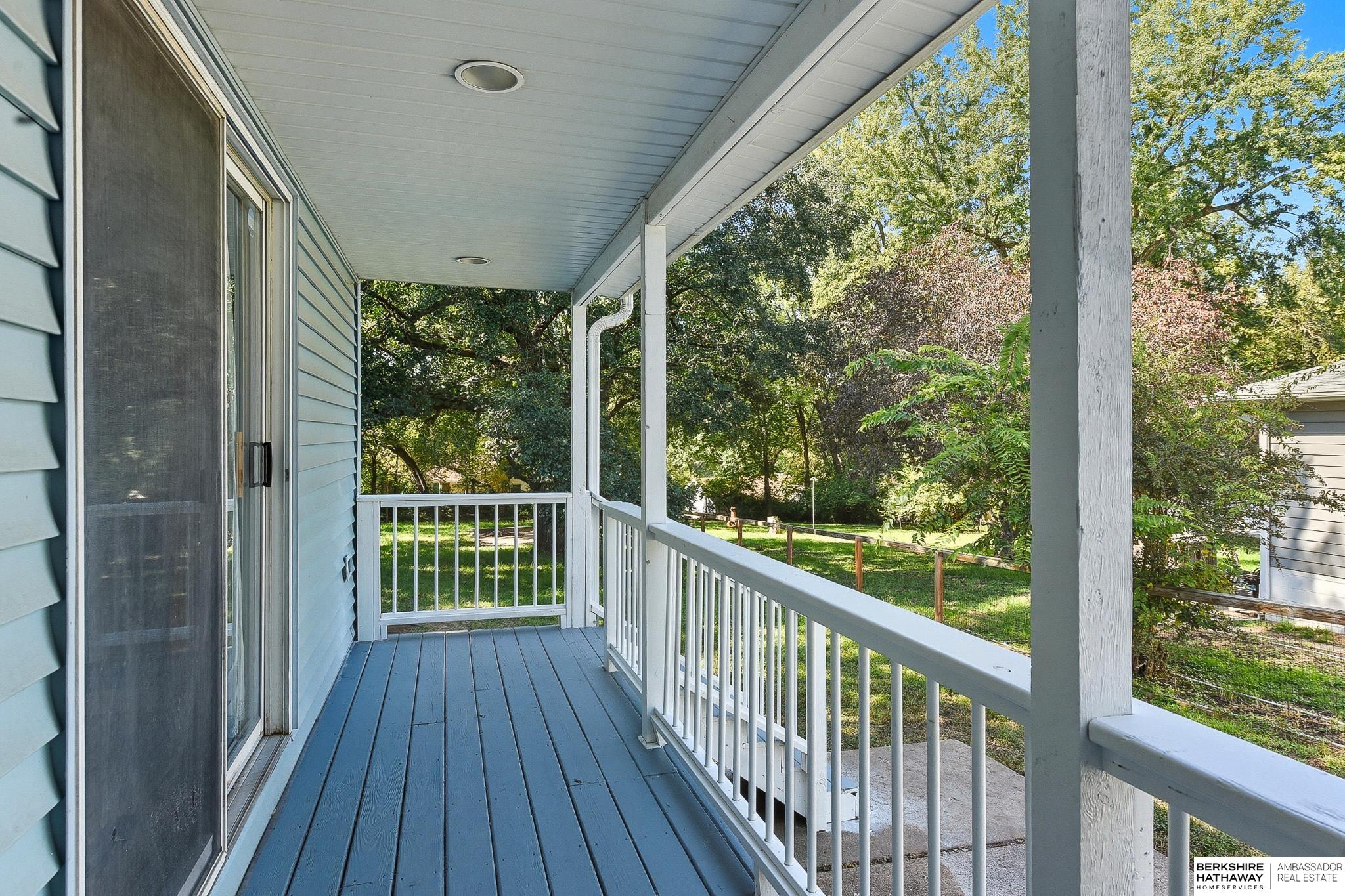 418 Bellevue Boulevard N