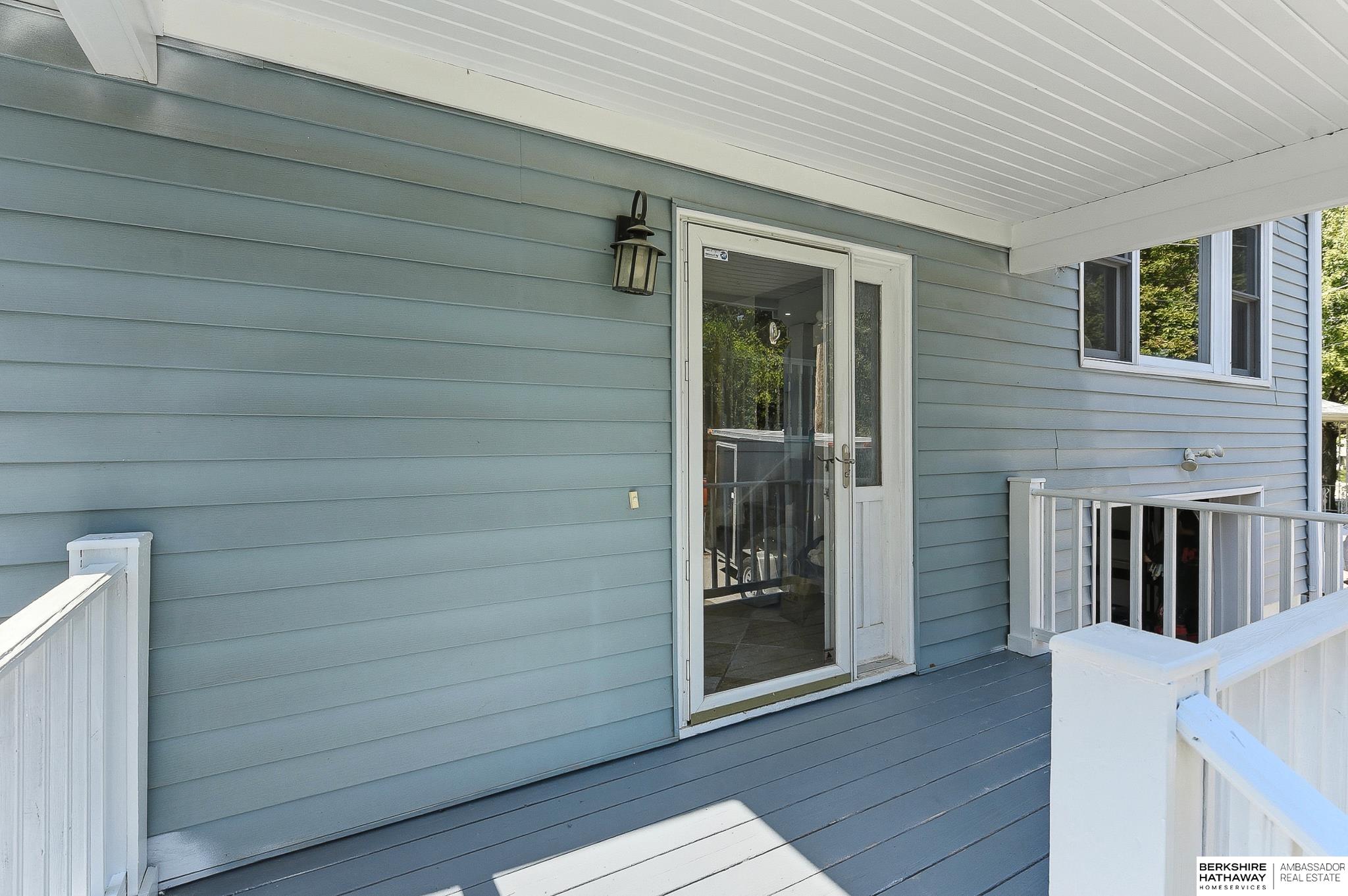 418 Bellevue Boulevard N