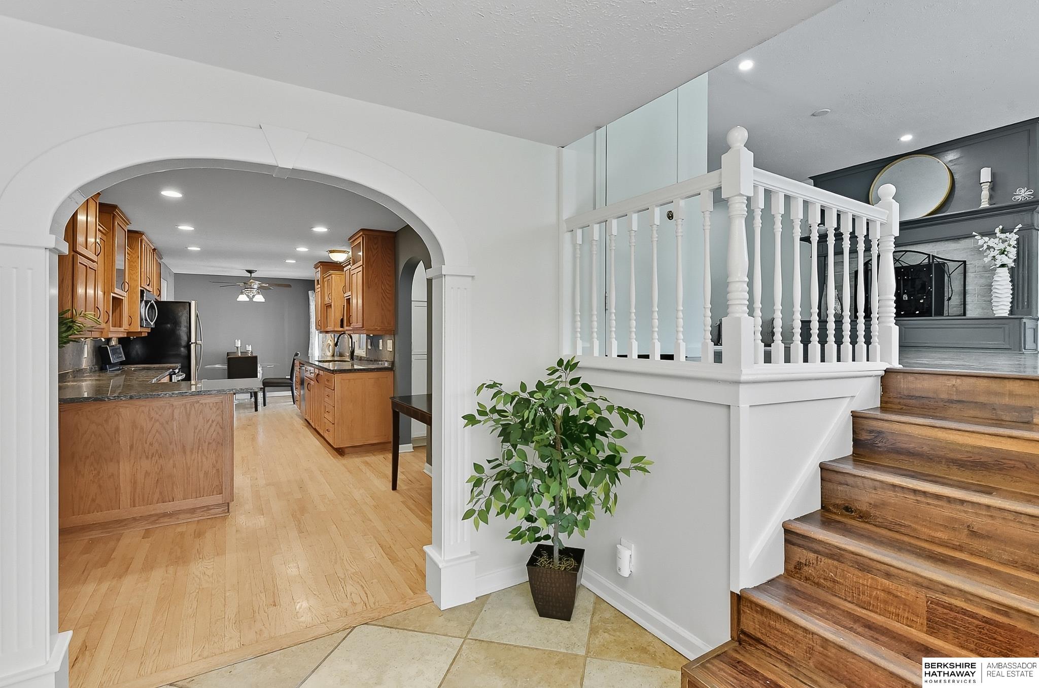 418 Bellevue Boulevard N