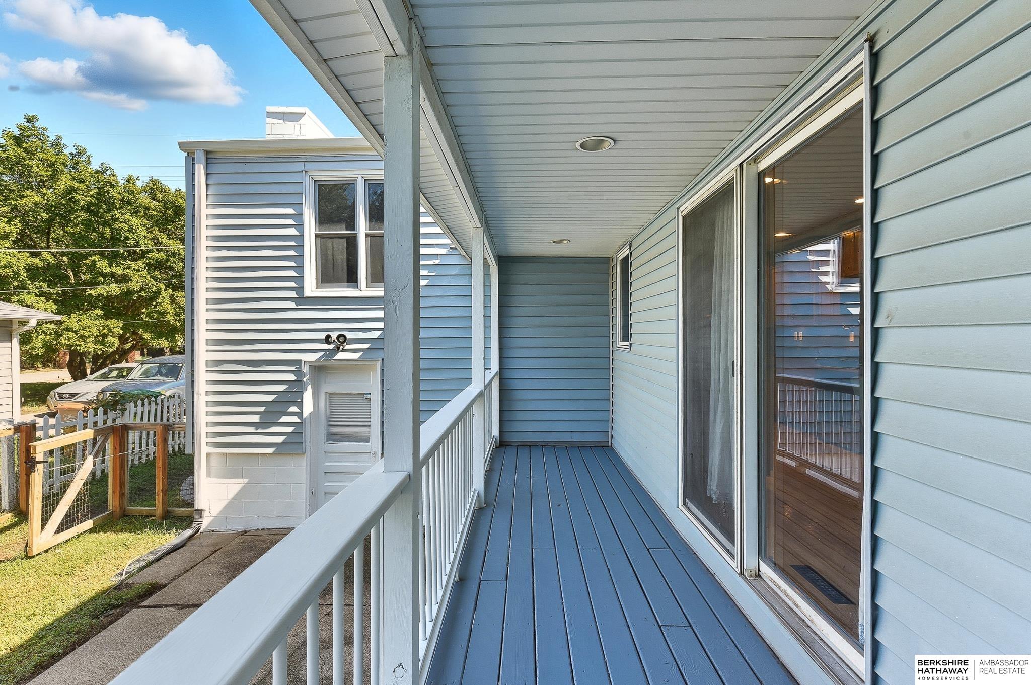 418 Bellevue Boulevard N