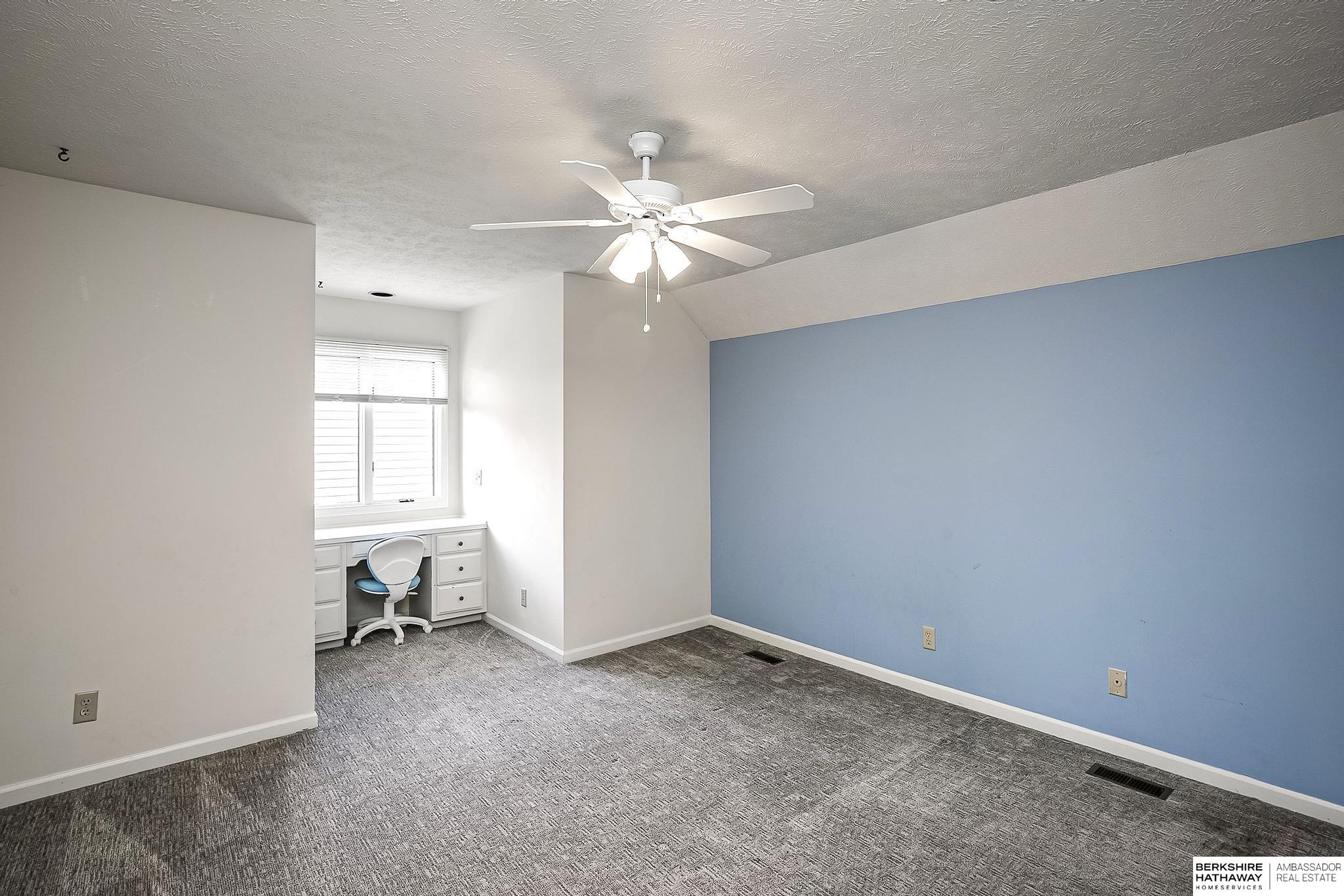 13105 Lafayette Avenue