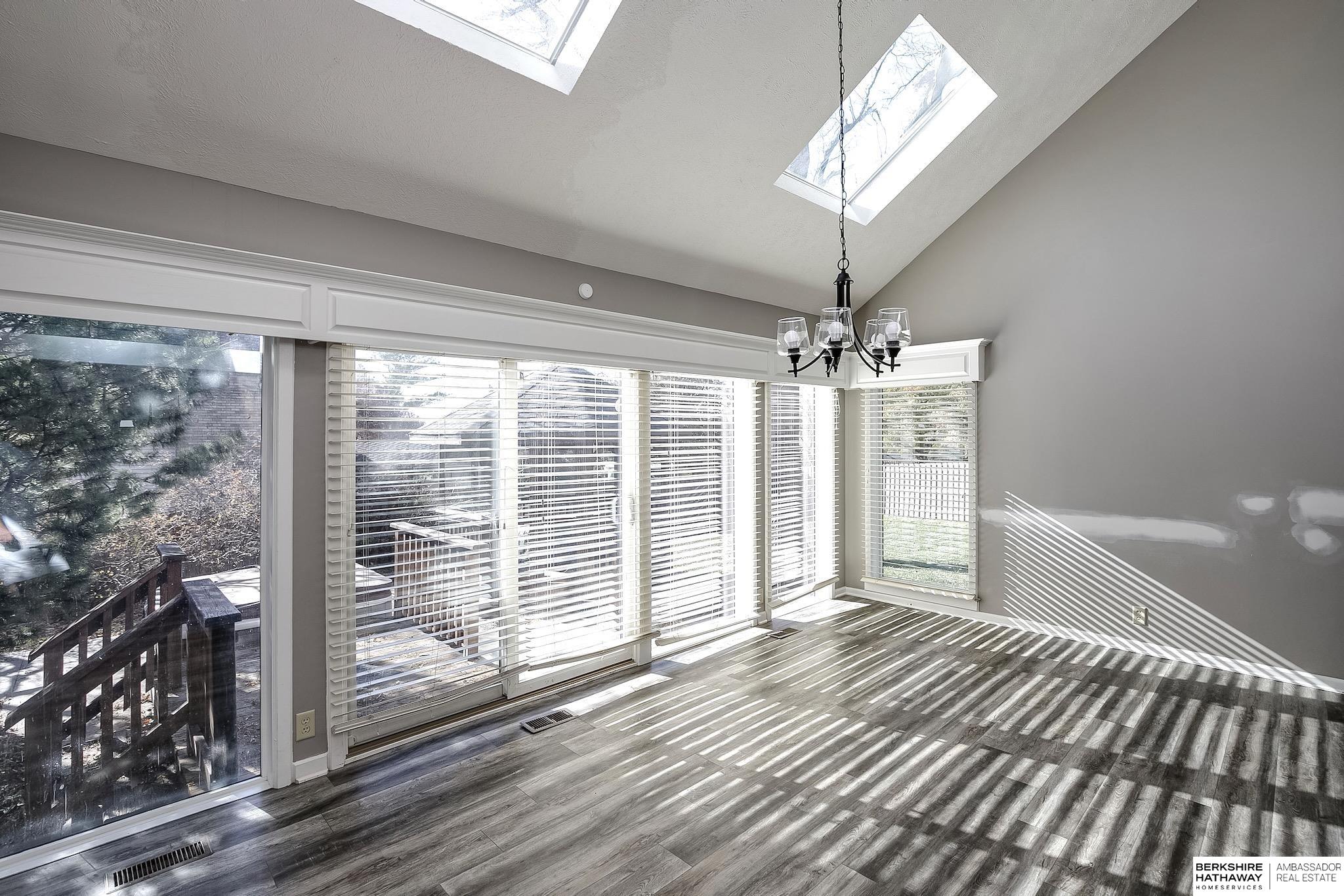 13105 Lafayette Avenue