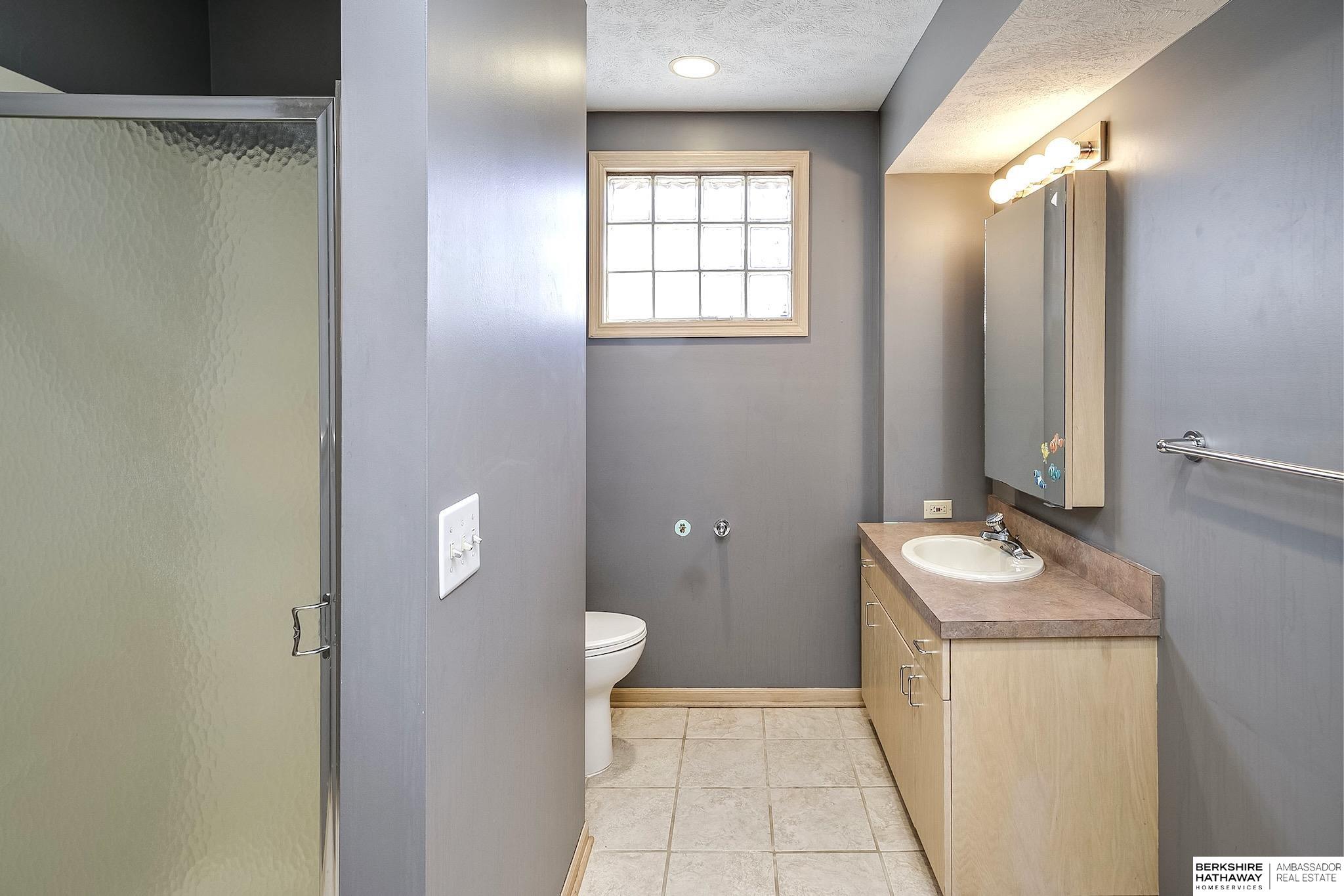 13105 Lafayette Avenue