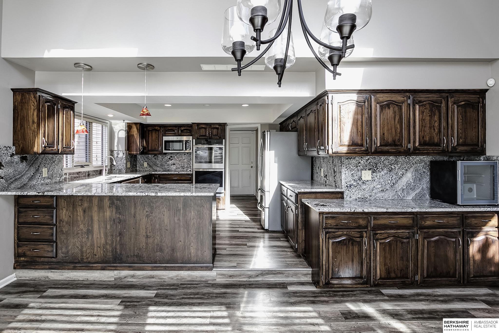 13105 Lafayette Avenue