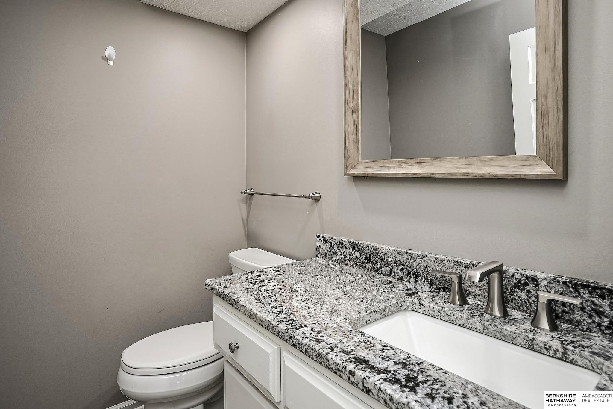 13105 Lafayette Avenue