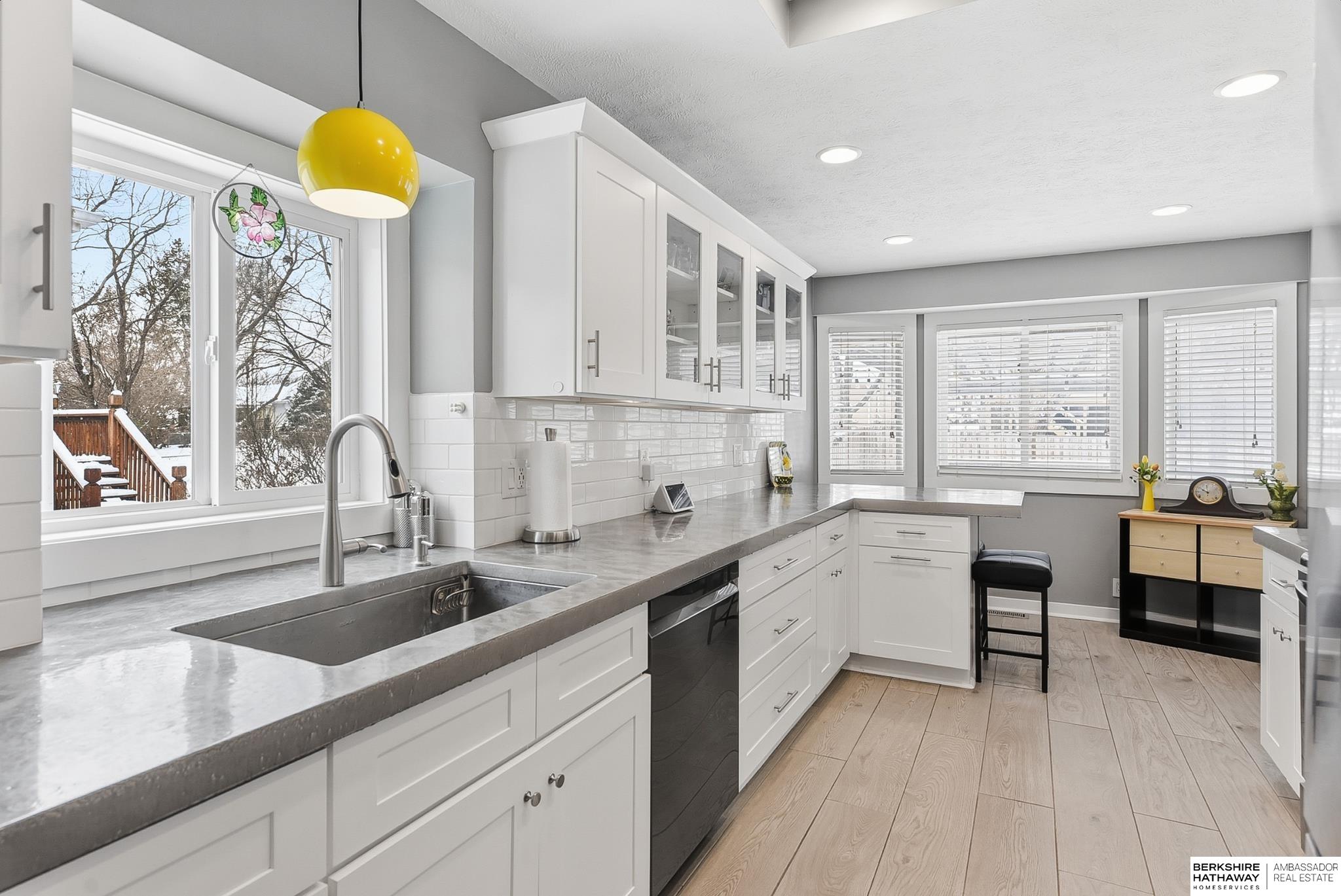 11104 Jefferson Street