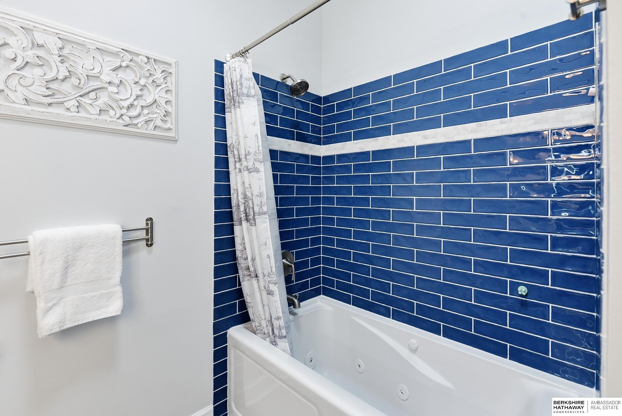 11104 Jefferson Street