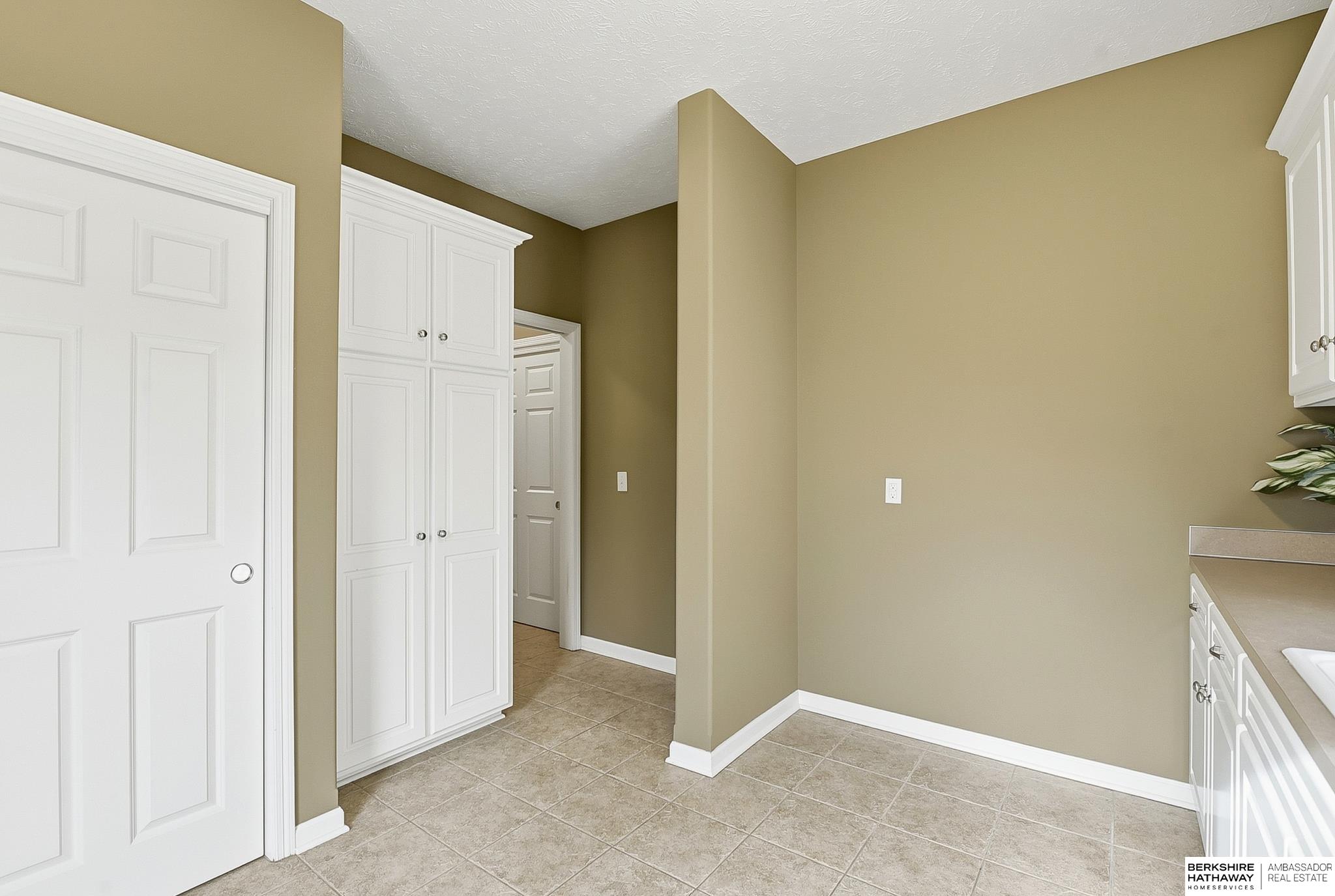 3110 N 158th Plaza Circle