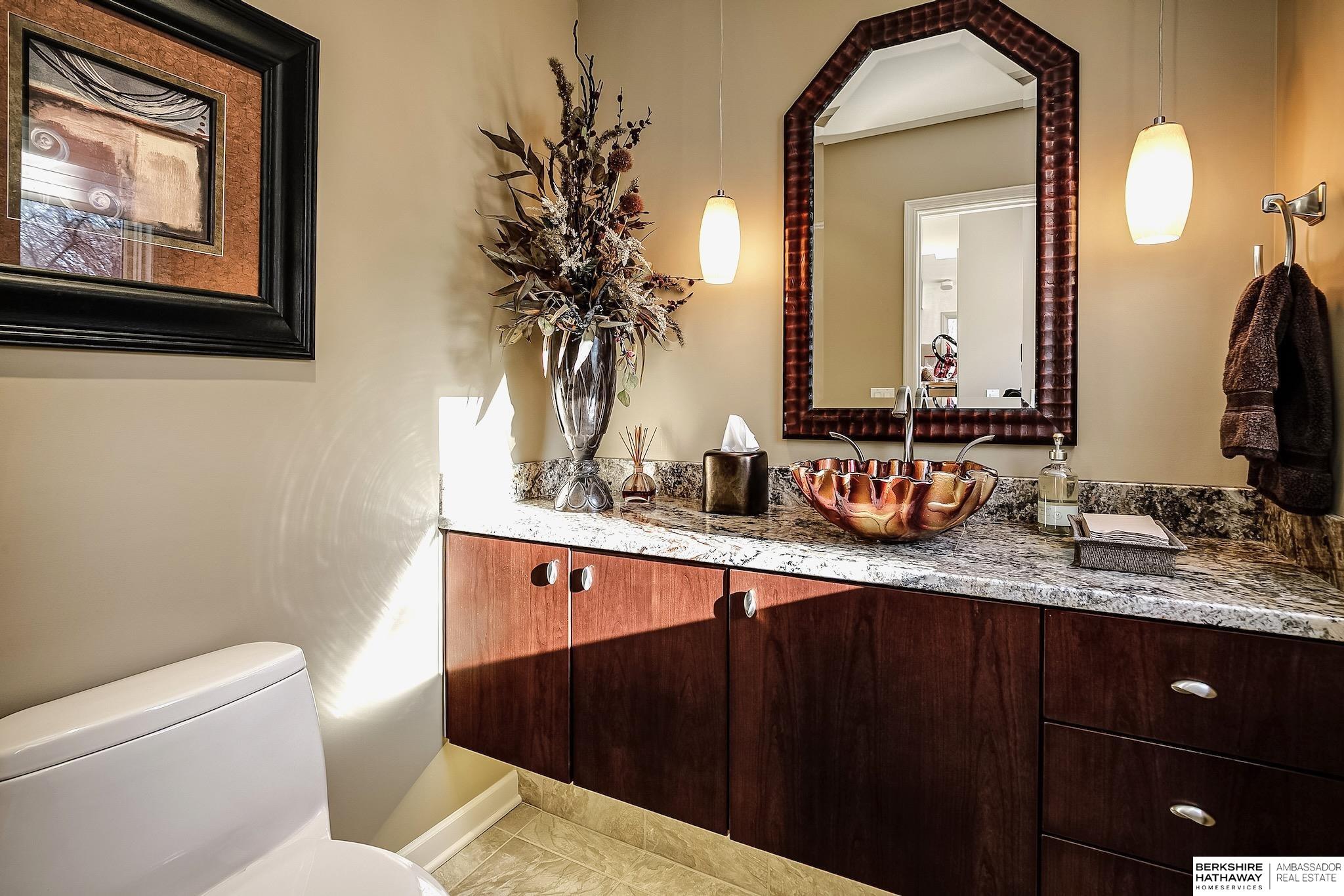 10913 Poppleton Avenue