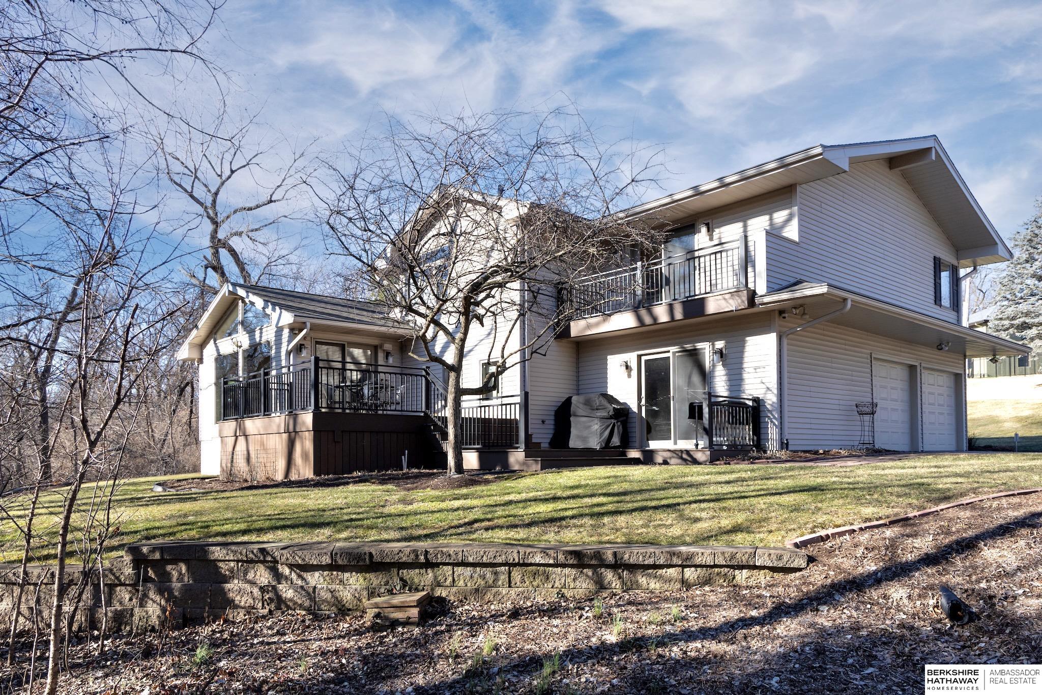 10913 Poppleton Avenue