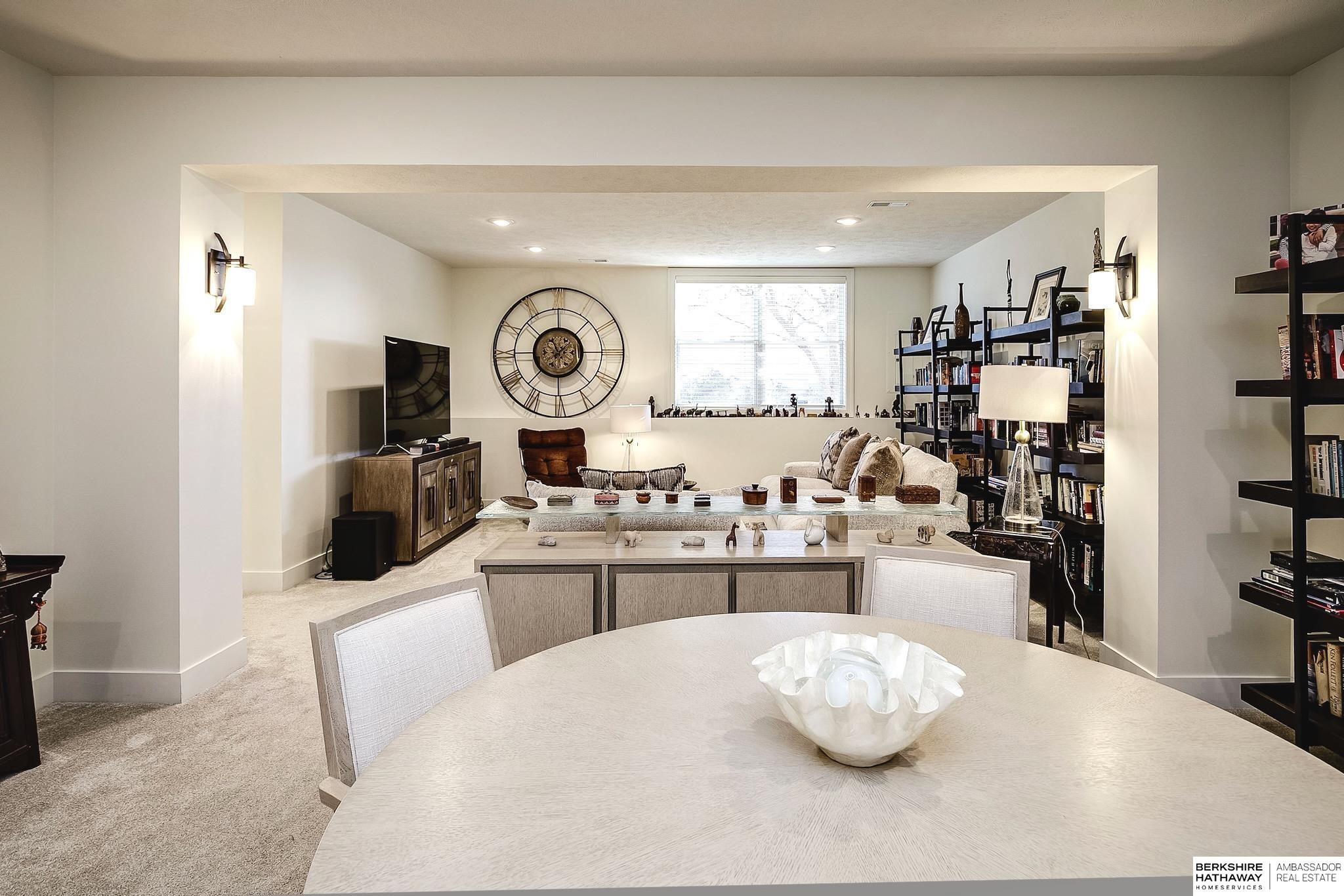 15764 Hartman Avenue