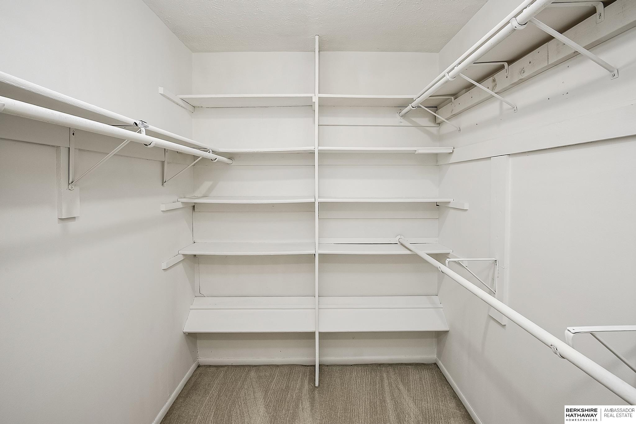 12924 Webster Plaza # 2 Unit: B-2