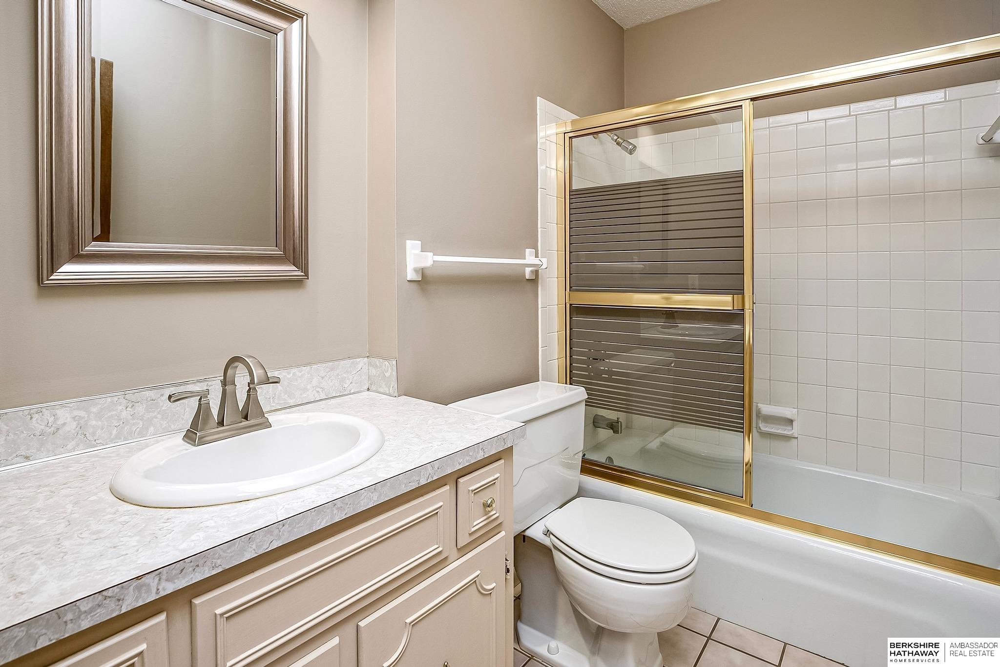 12924 Webster Plaza # 2 Unit: B-2