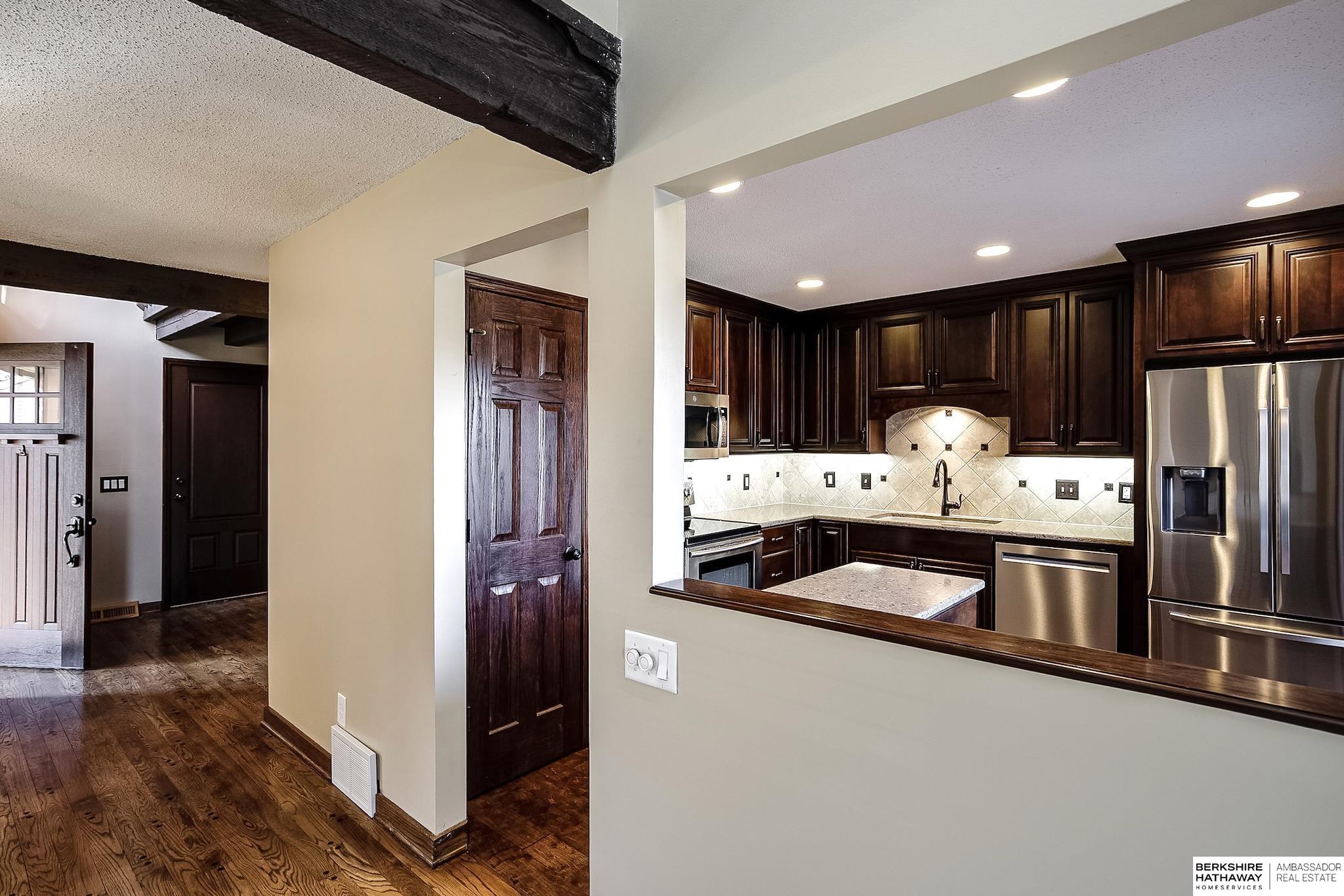 12924 Webster Plaza # 2 Unit: B-2