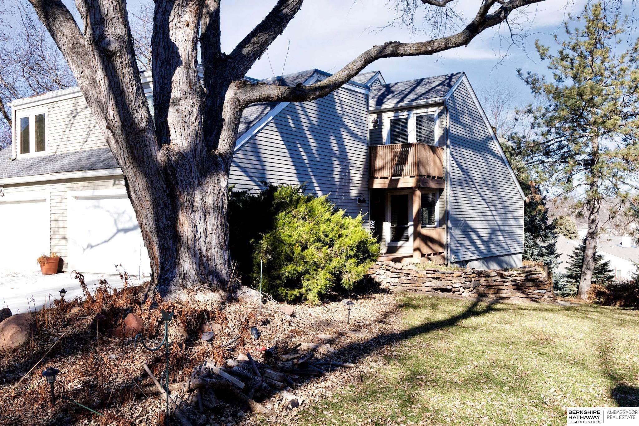 12924 Webster Plaza # 2 Unit: B-2