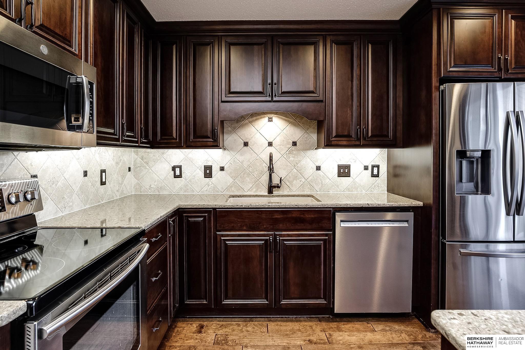 12924 Webster Plaza # 2 Unit: B-2