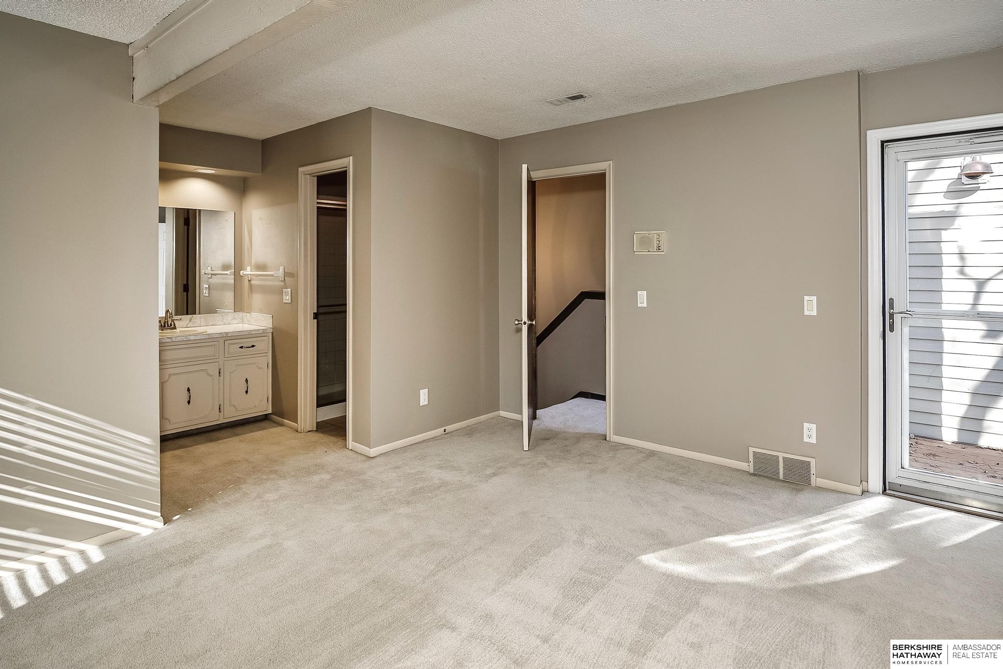 12924 Webster Plaza # 2 Unit: B-2