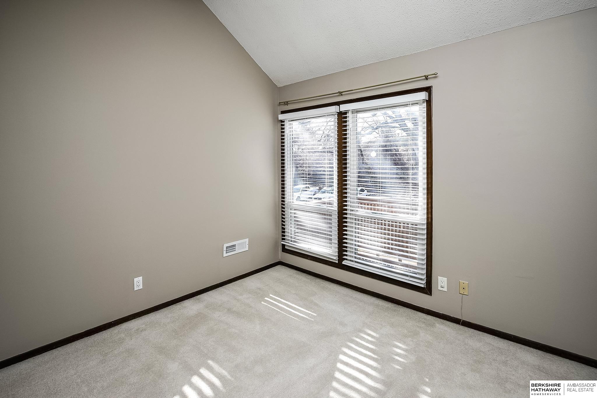 12924 Webster Plaza # 2 Unit: B-2