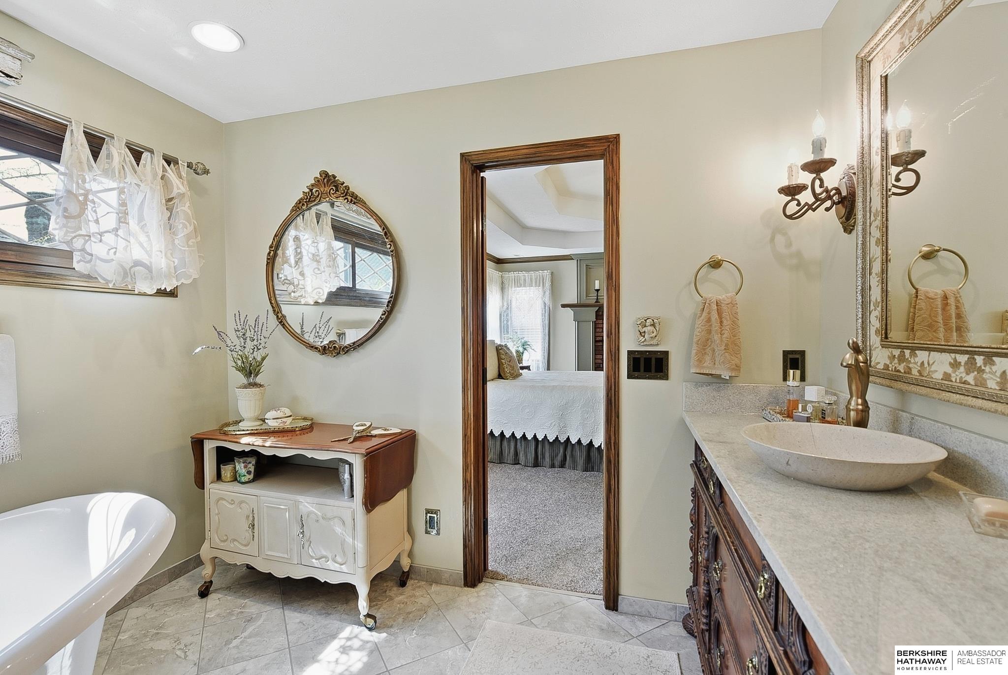 13619 Parker Circle