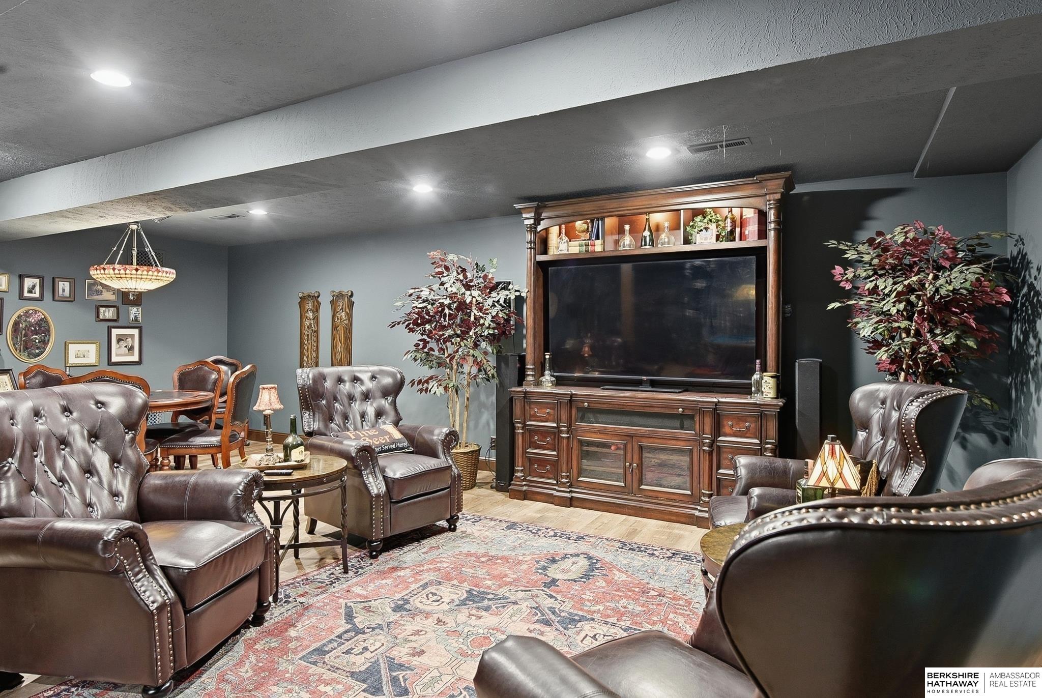 13619 Parker Circle